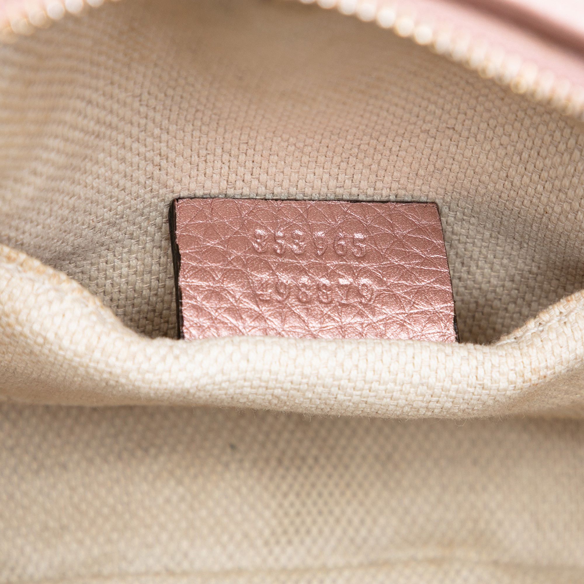 Gucci Gucci Mini Metallic Pebbled Calfskin Soho Chain Crossbody Size ONE SIZE - 5 Thumbnail