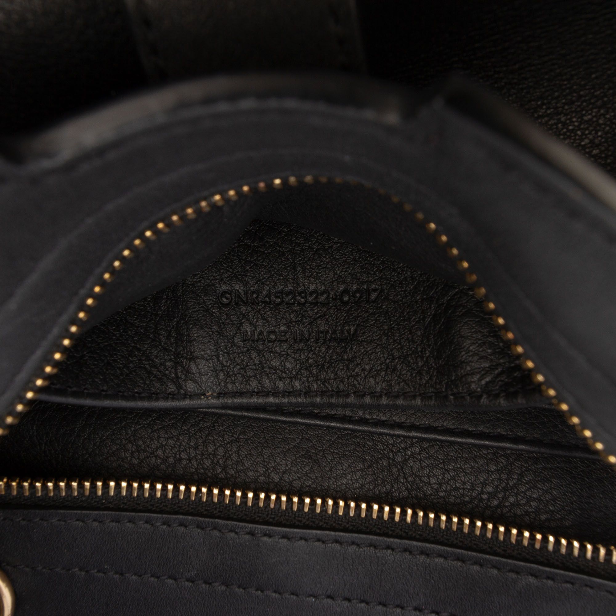 Yves Saint Laurent Yves Saint Laurent Toy Leather Monogram Cabas Size ONE SIZE - 6 Thumbnail