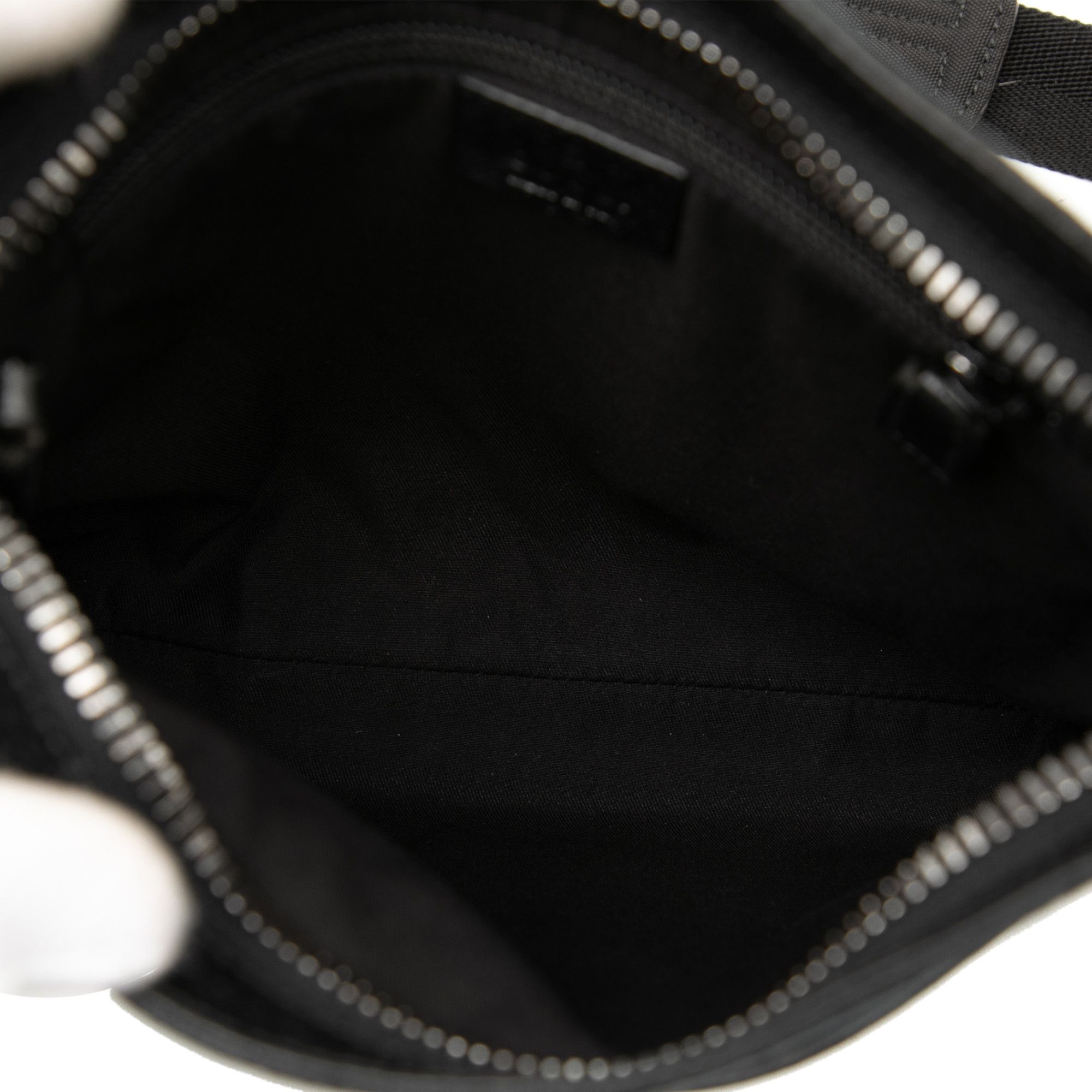 Gucci Gucci GG Canvas Crossbody Size ONE SIZE - 4 Thumbnail
