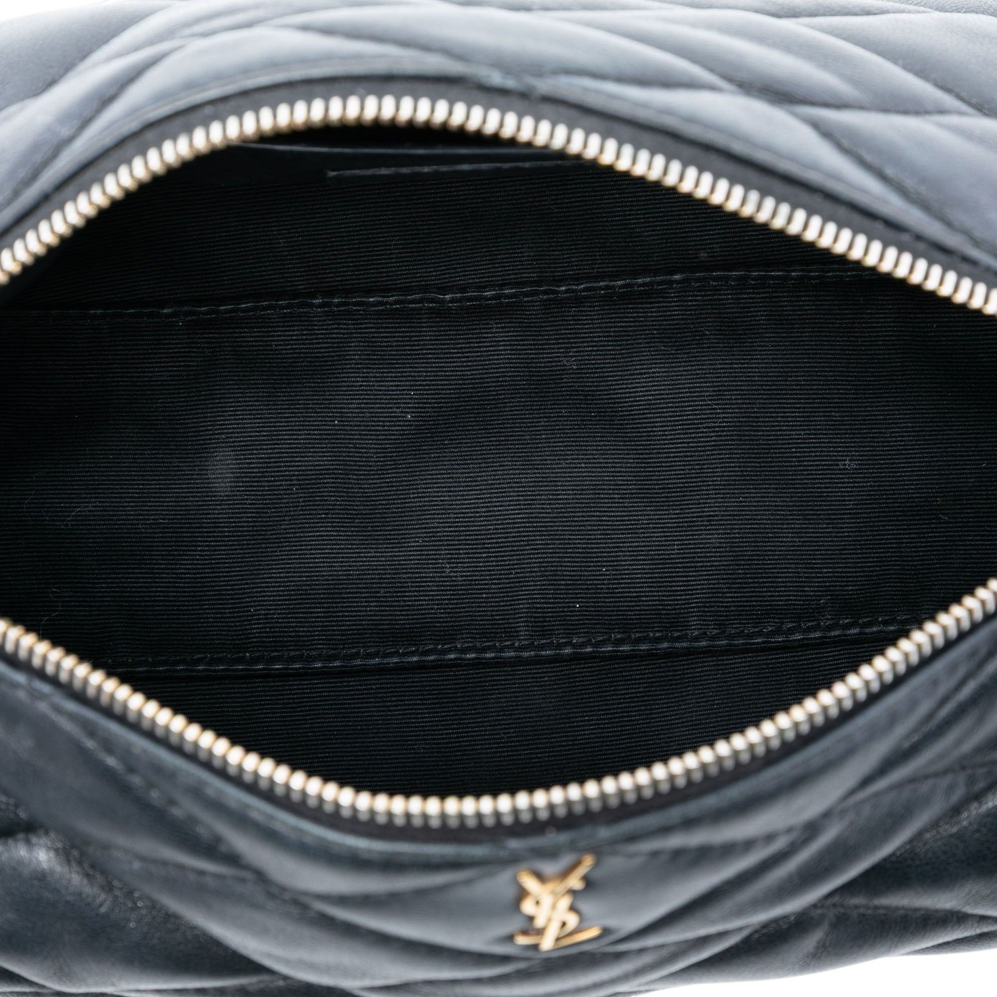 Yves Saint Laurent Yves Saint Laurent Small Quilted Lambskin Sade Tube Bag Size ONE SIZE - 4 Thumbnail