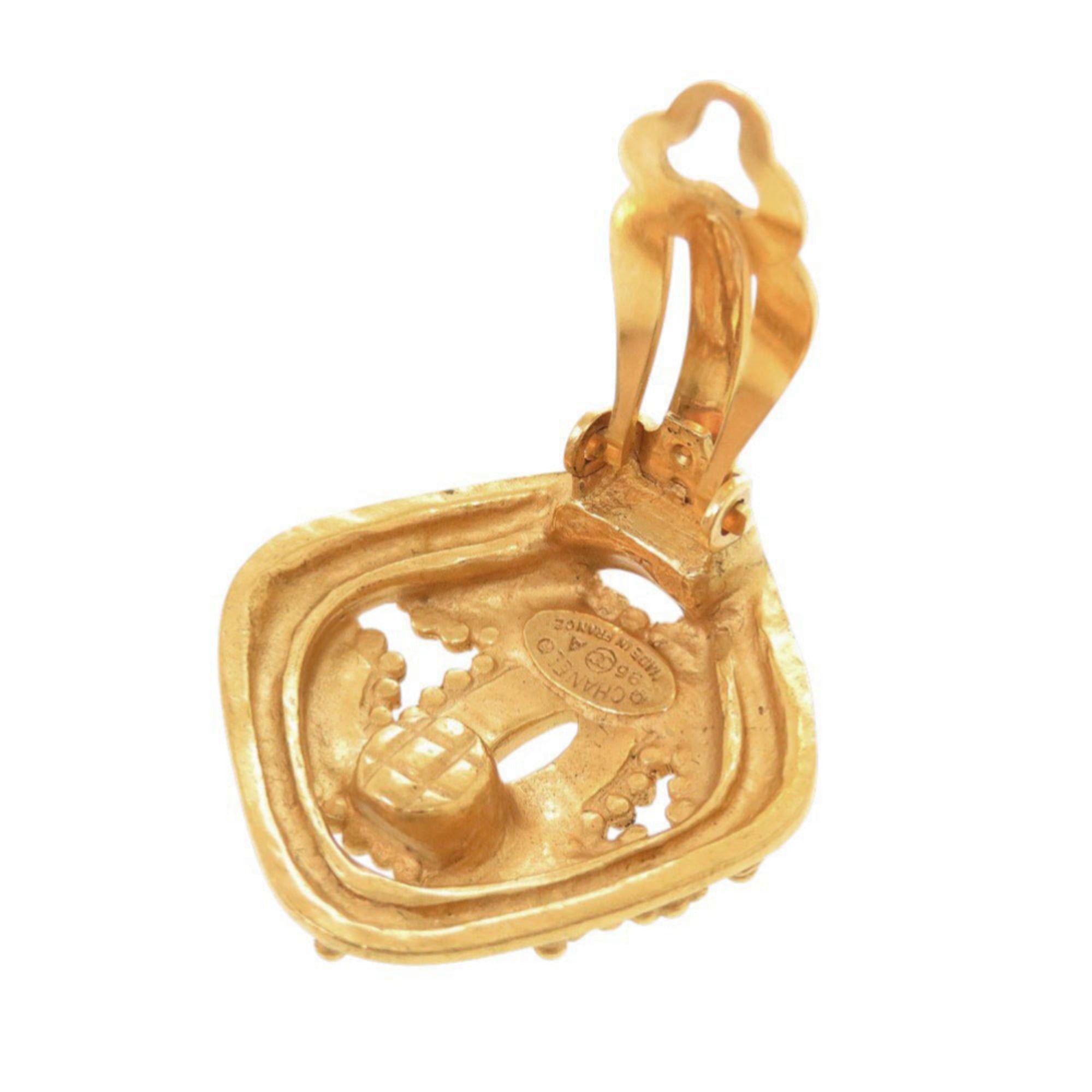 Chanel Beautiful vintage Chanel Coco Mark metal gold earrings 0067CHANEL Size ONE SIZE - 7 Thumbnail