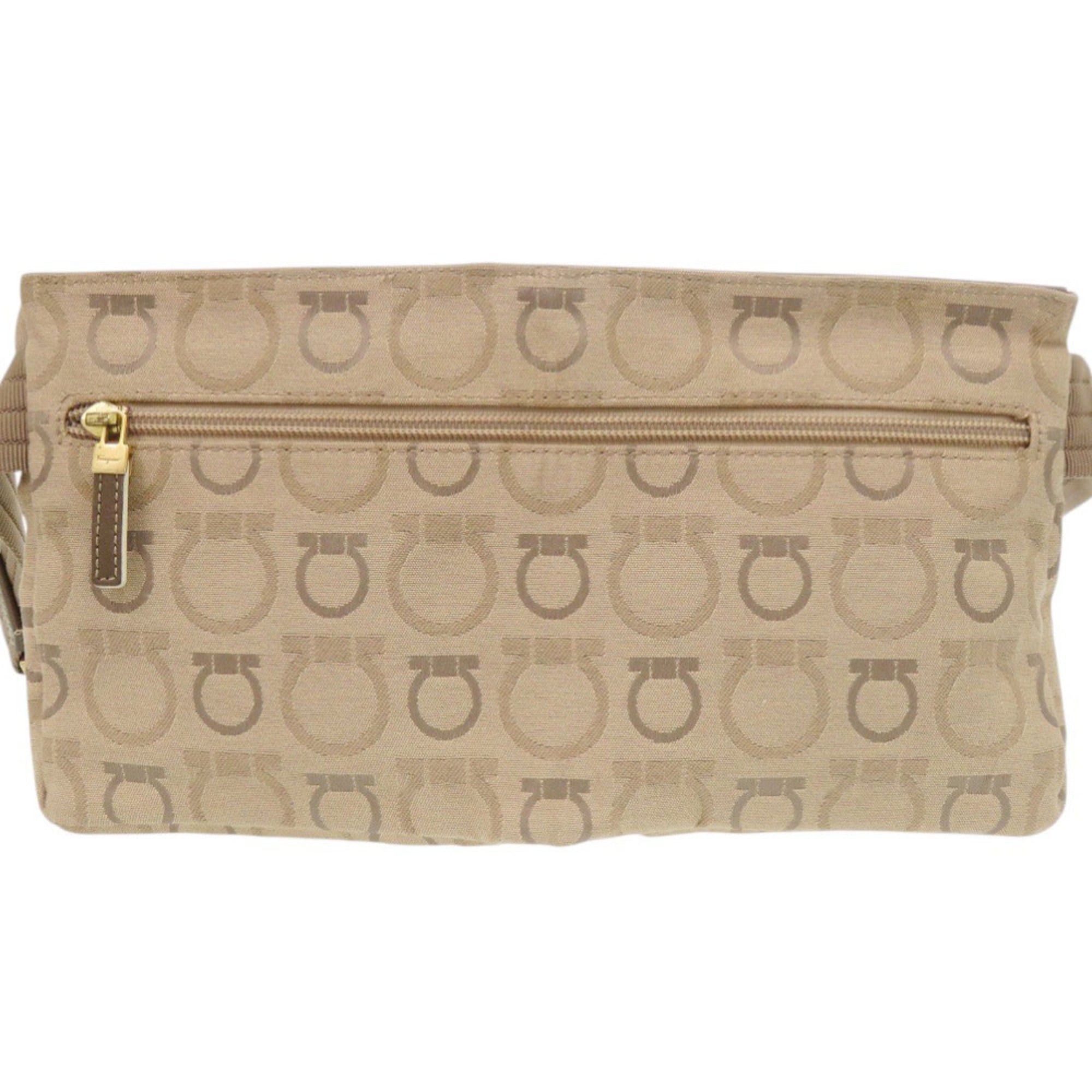Salvatore Ferragamo Excellent condition Salvatore Ferragamo Gancini canvas beige bag, body waist 1818 Size ONE SIZE - 2 Thumbnail
