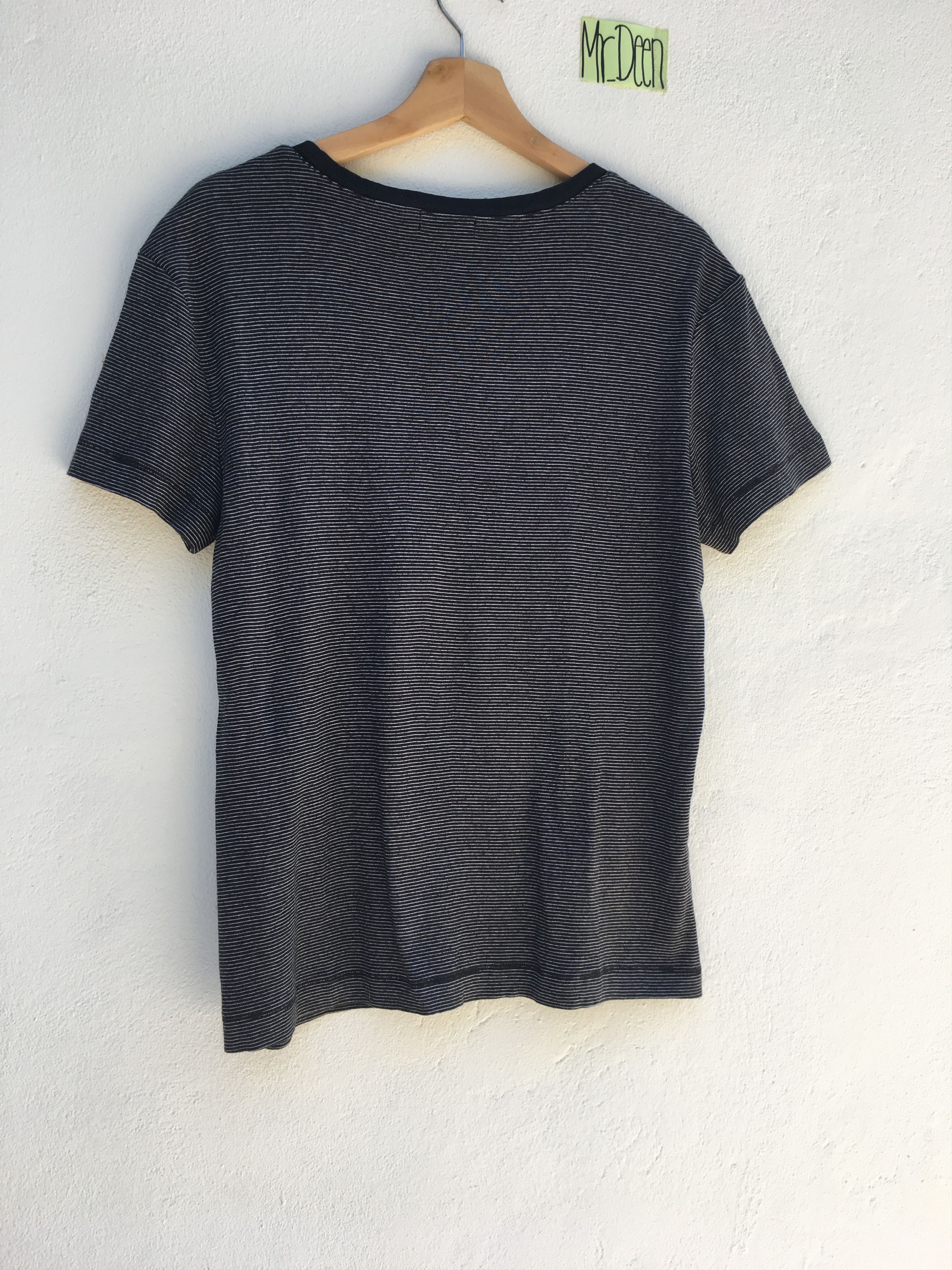 Burberry Burberry Black Label Logo Spell Out Tshirt Size US M / EU 48-50 / 2 - 8 Thumbnail