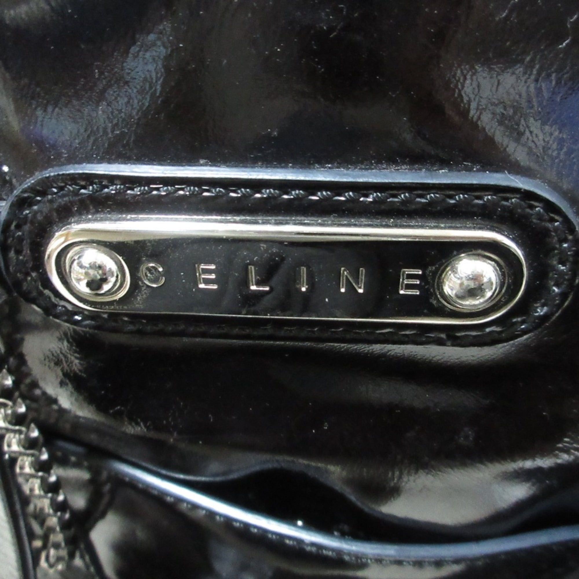 Celine Good condition Celine enamel chain tote bag in black. Women's. Luxs. Pre-owned brand. Size ONE SIZE - 6 Thumbnail