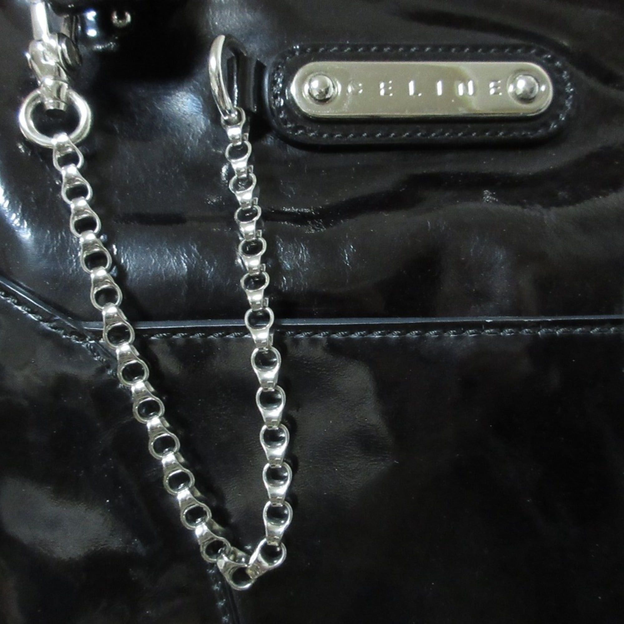 Celine Good condition Celine enamel chain tote bag in black. Women's. Luxs. Pre-owned brand. Size ONE SIZE - 5 Thumbnail