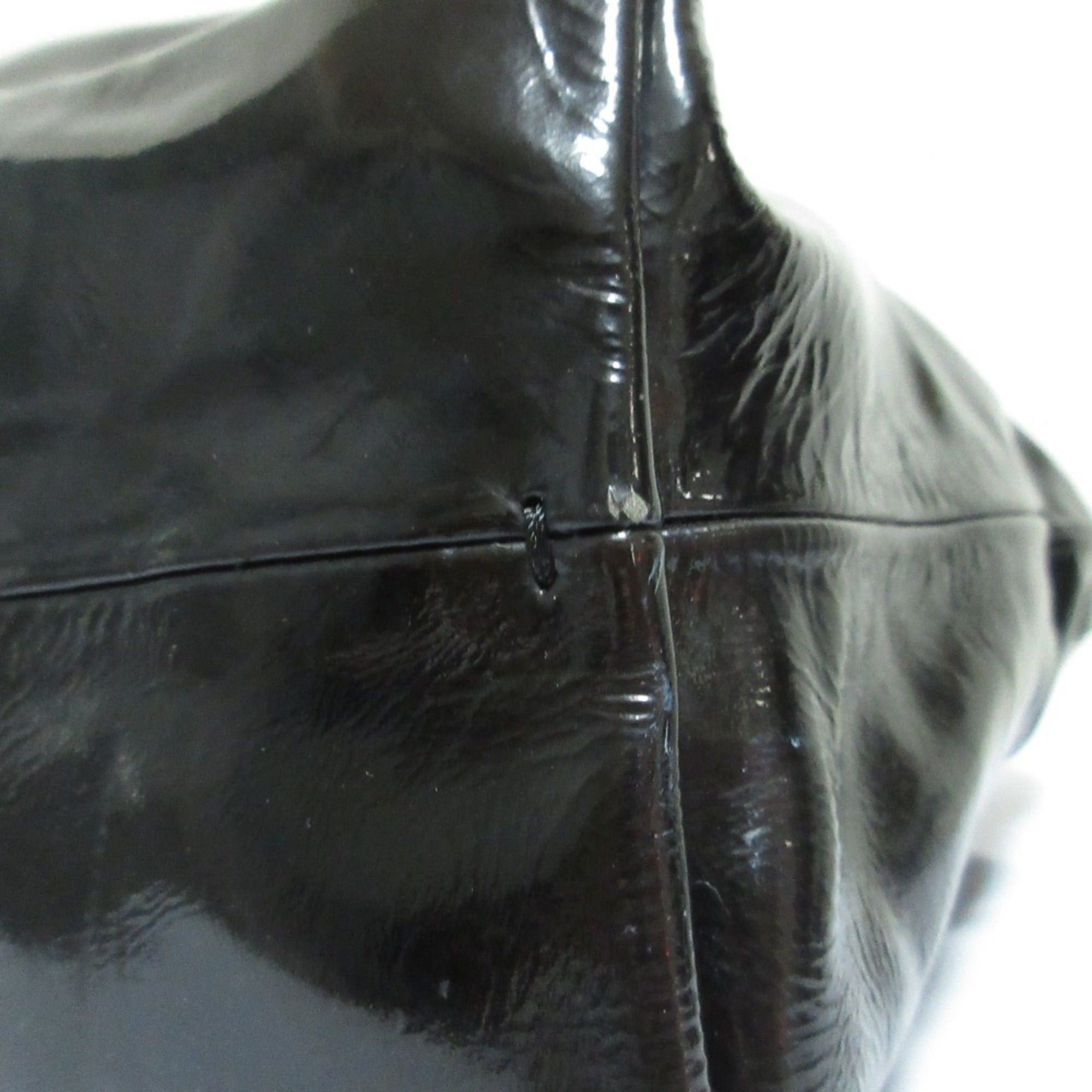 Celine Good condition Celine enamel chain tote bag in black. Women's. Luxs. Pre-owned brand. Size ONE SIZE - 18 Thumbnail