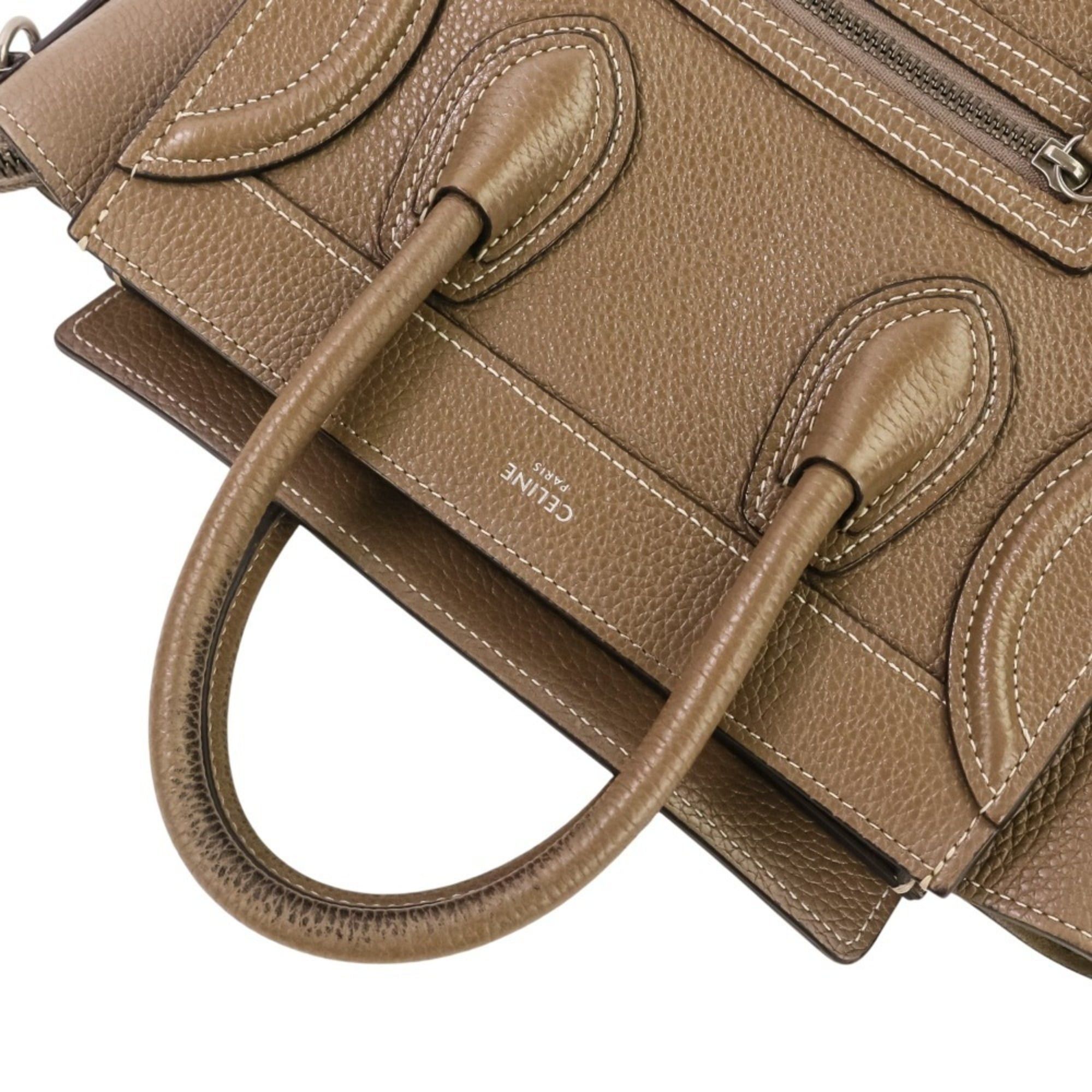 Celine Excellent condition Celine Luggage Nano Shopper 2-way bag in brown. Women's. Luxs Pre-owned Brand. Size ONE SIZE - 8 Thumbnail