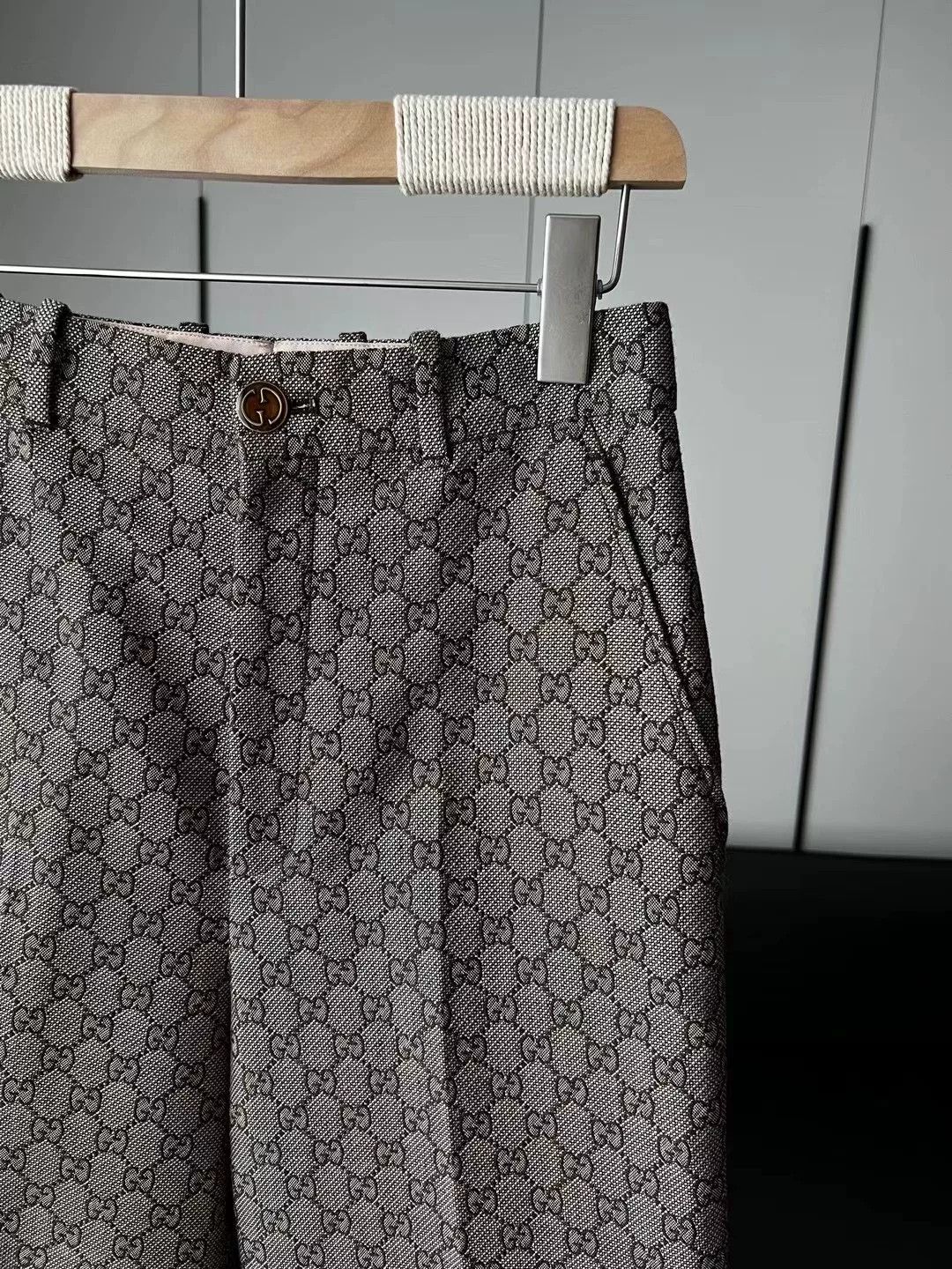 Gucci Gucci Logo Flared Loose Suit Pants Size 38" / US 16 / IT 52 - 3 Thumbnail