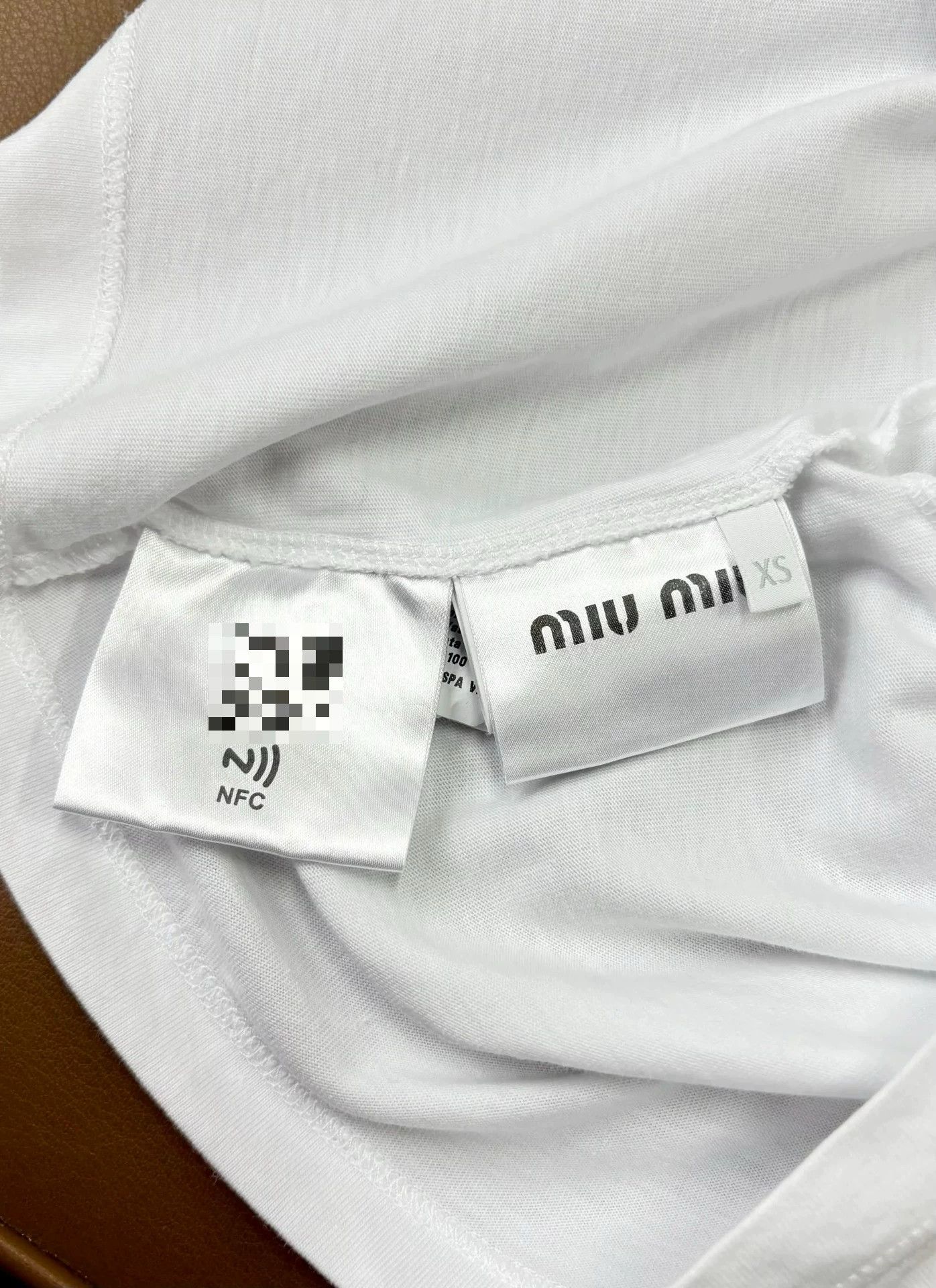 Miu Miu Miu Miu White Embroidered Short Long-Sleeve T-Shirt XS Size XS / US 0-2 / IT 36-38 - 6 Thumbnail