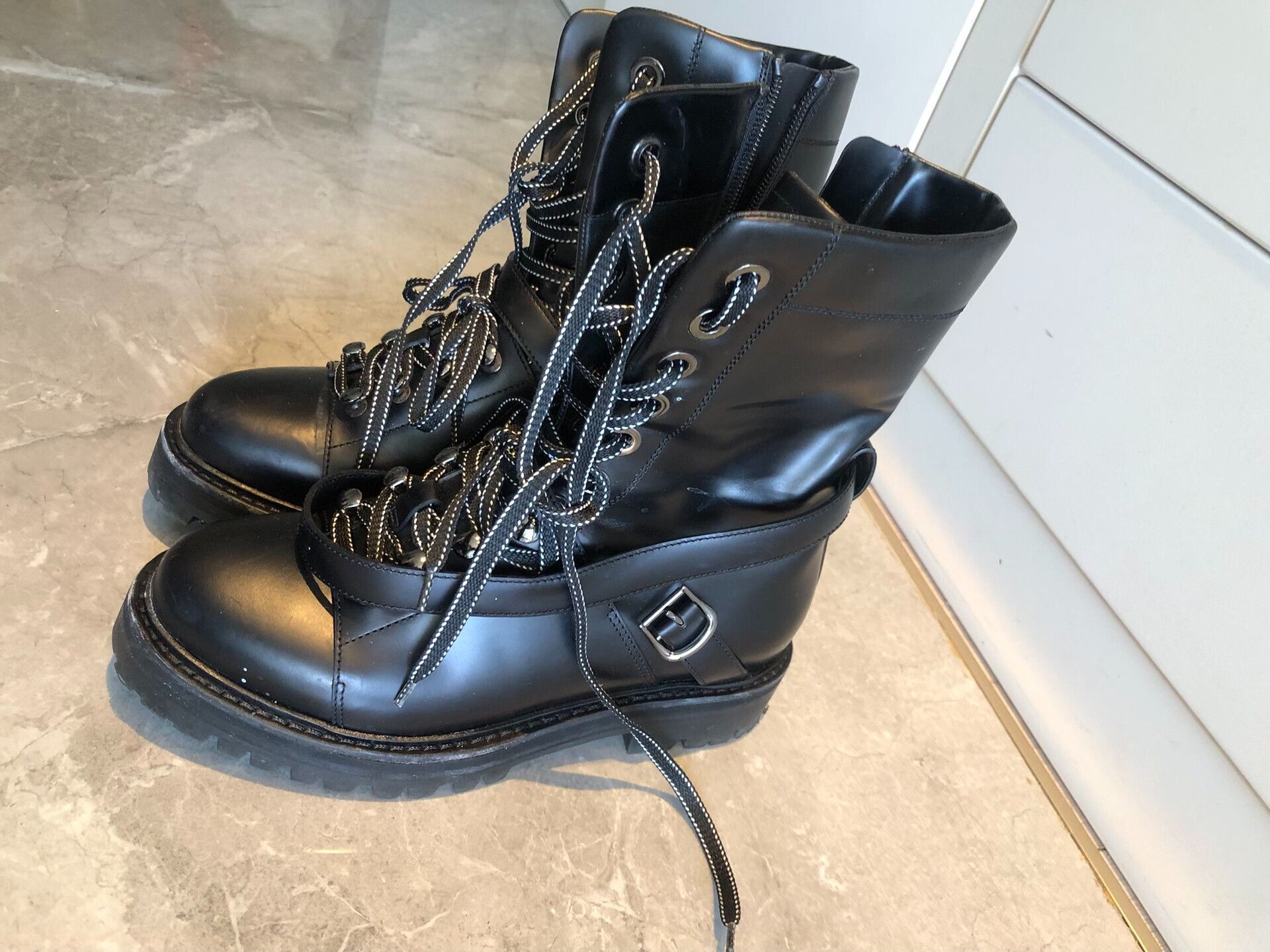 Valentino Valentino Black High-Top Martin Boots Size US 5 / IT 35 - 2 Thumbnail