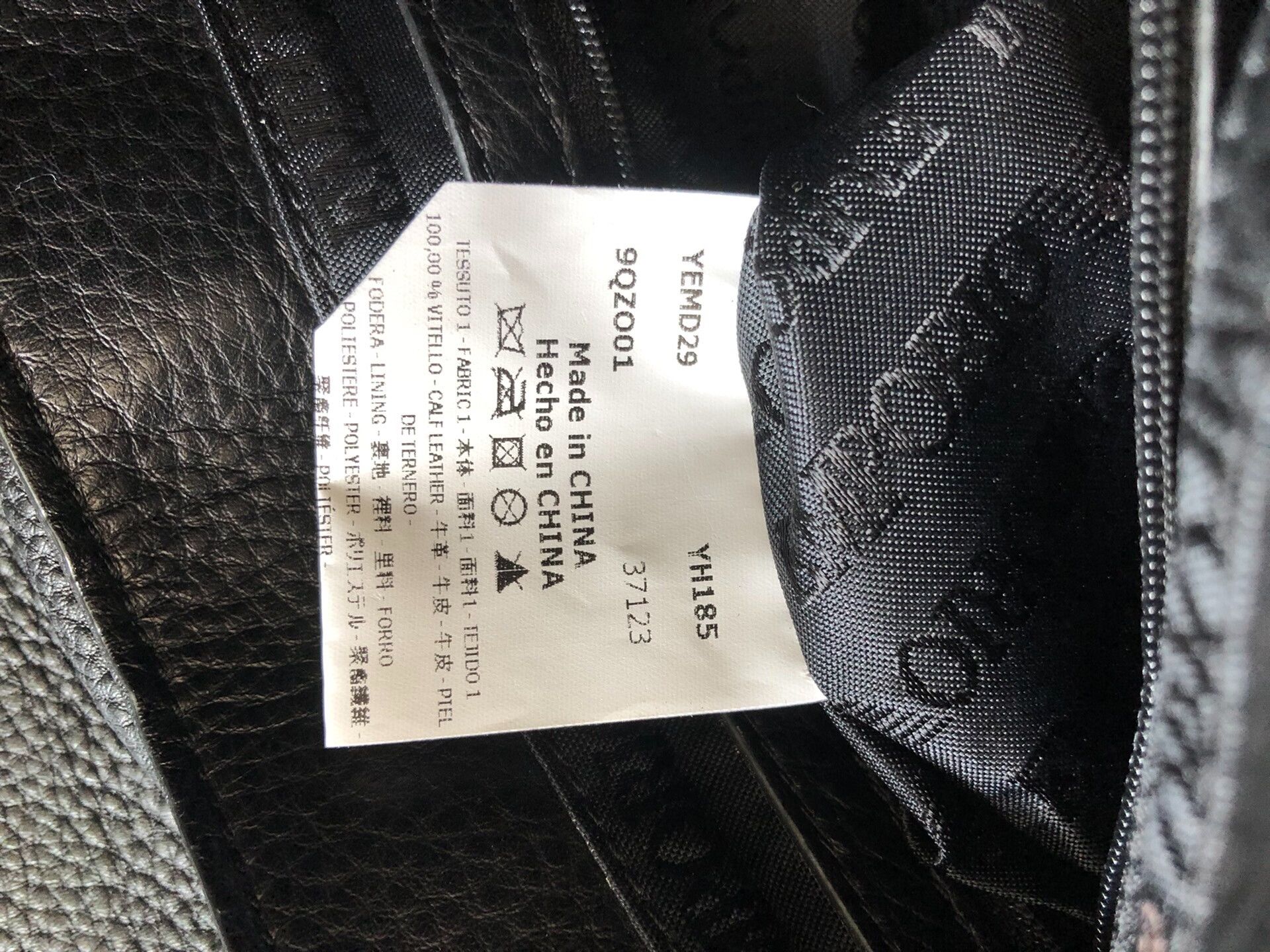 Armani Emporio Armani Commemorative Calfskin Shoulder Bag Size ONE SIZE - 7 Thumbnail