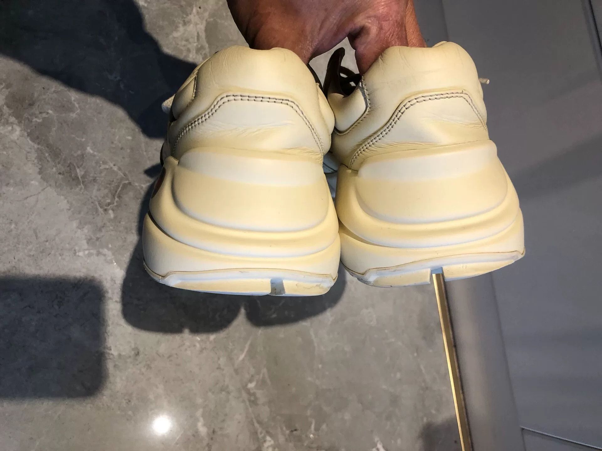Gucci Gucci Logo Dad Shoes Size 37 Size US 6 / IT 36 - 4 Thumbnail