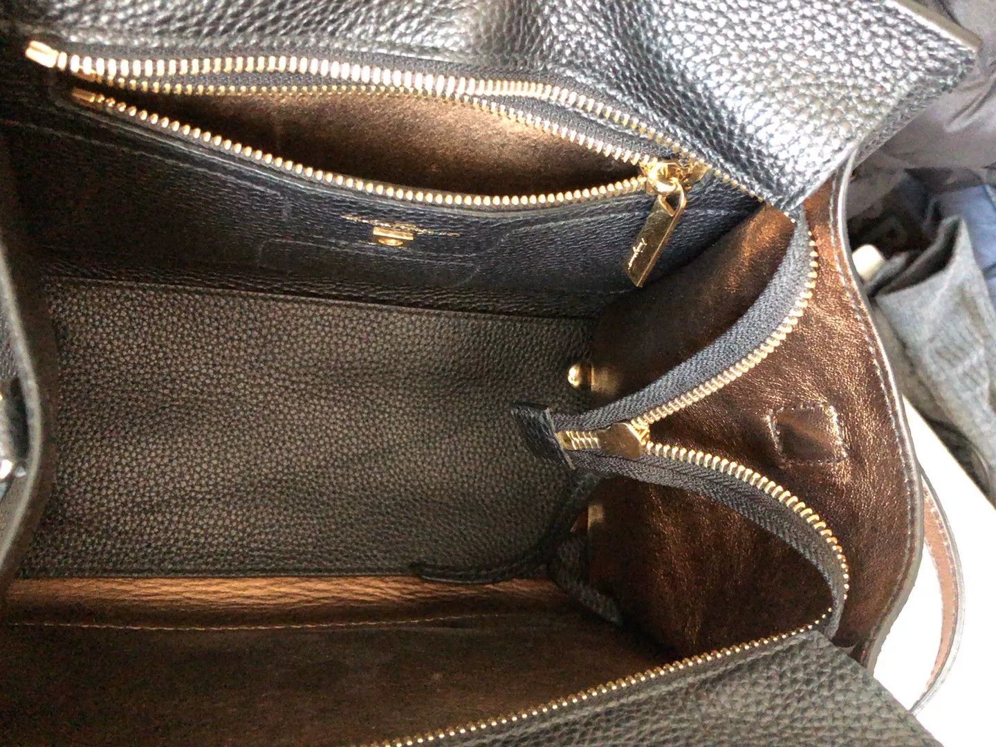 Salvatore Ferragamo Salvatore Ferragamo Black Gold Tote Bag Size ONE SIZE - 9 Thumbnail