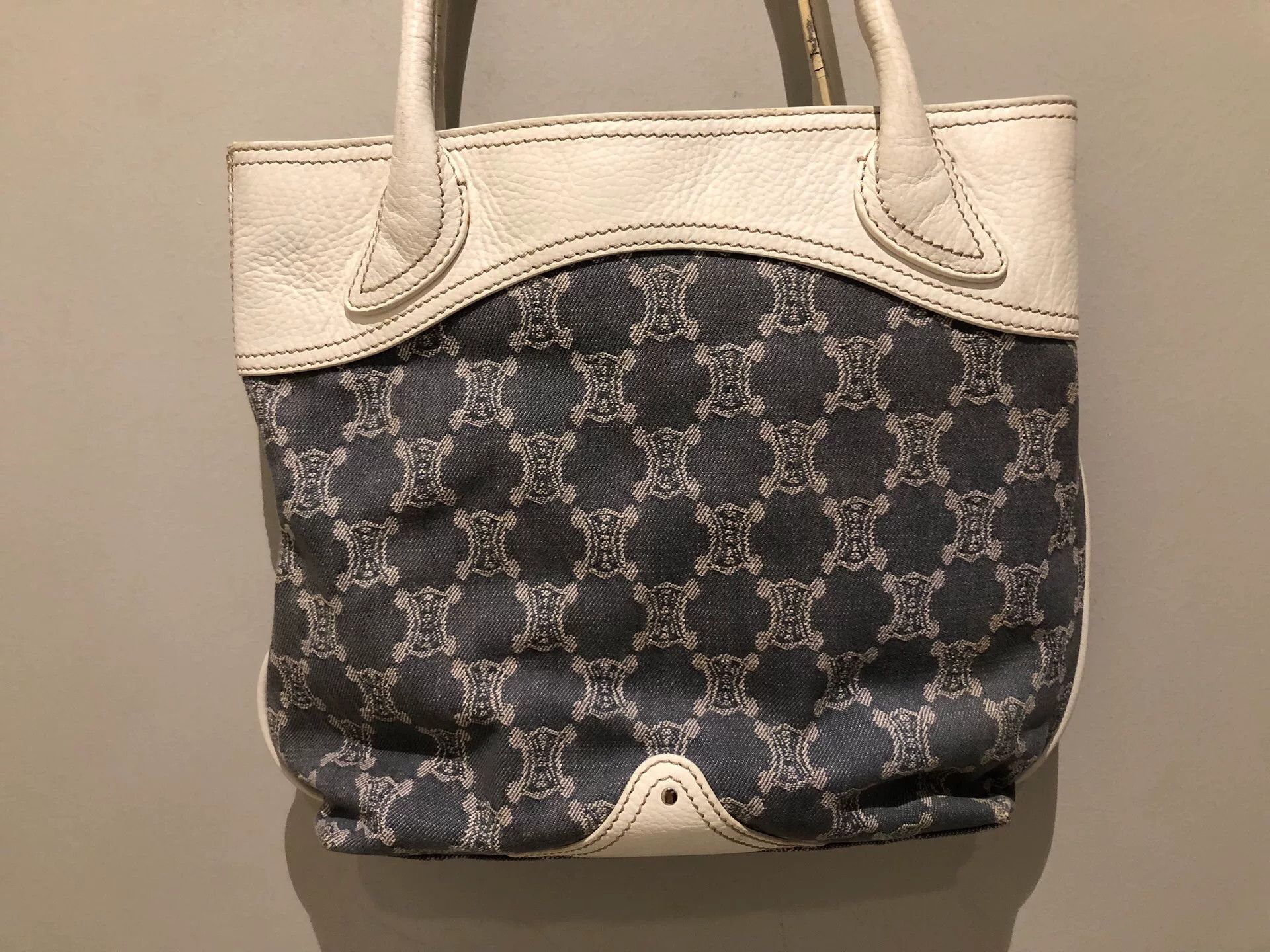 Celine Celine Vintage Denim Baby Blue Triomphe Tote Size ONE SIZE - 4 Thumbnail