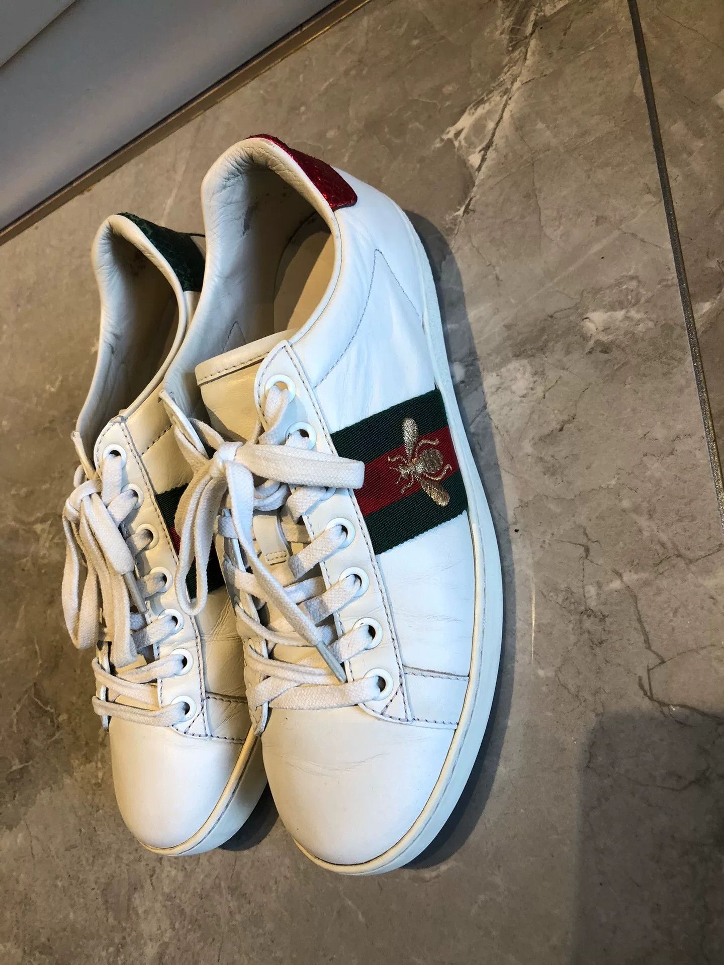 Gucci Gucci classic bee leather women's sneakers Size US 5 / IT 35 - 4 Thumbnail