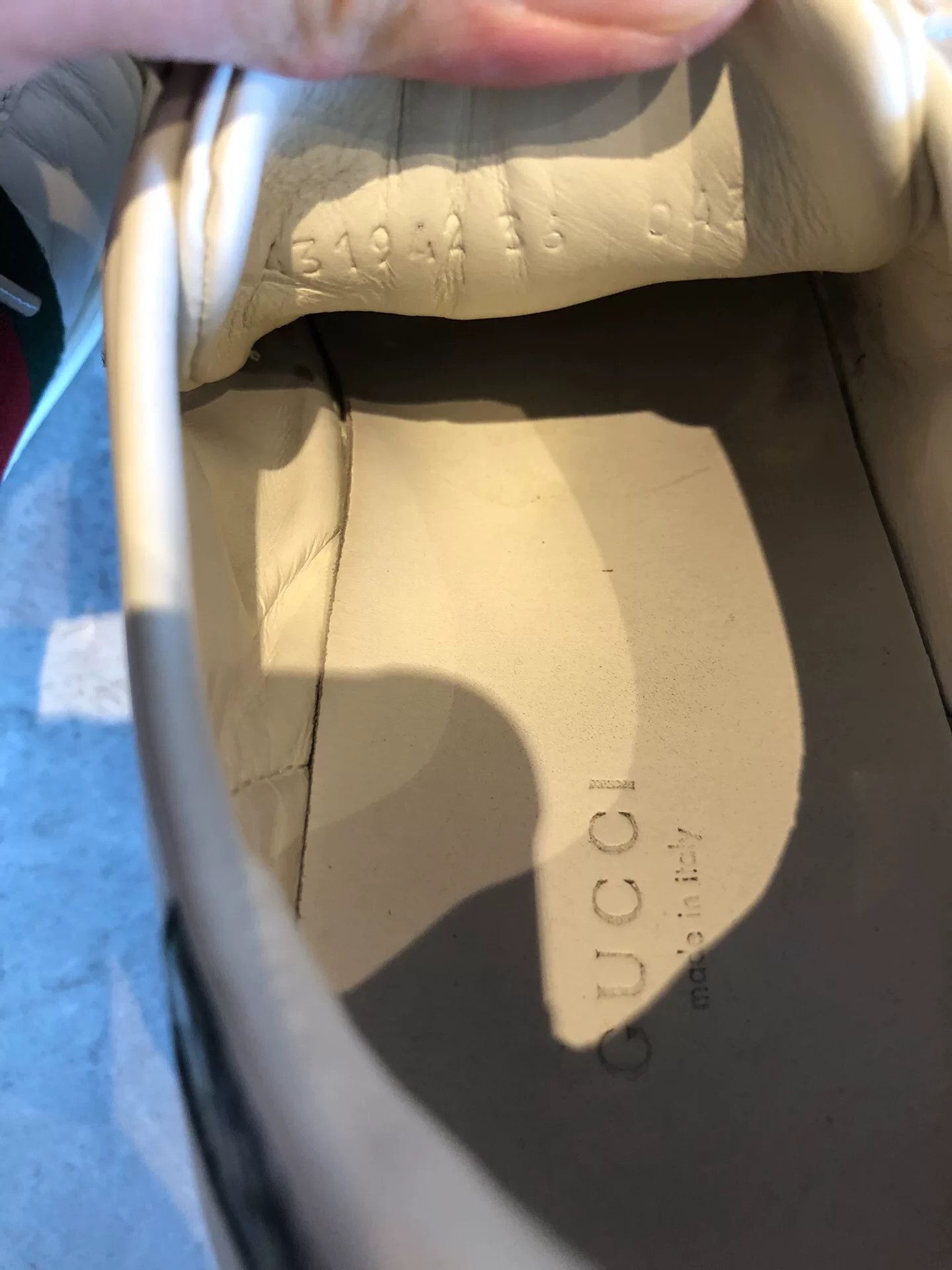 Gucci Gucci classic bee leather women's sneakers Size US 5 / IT 35 - 9 Thumbnail