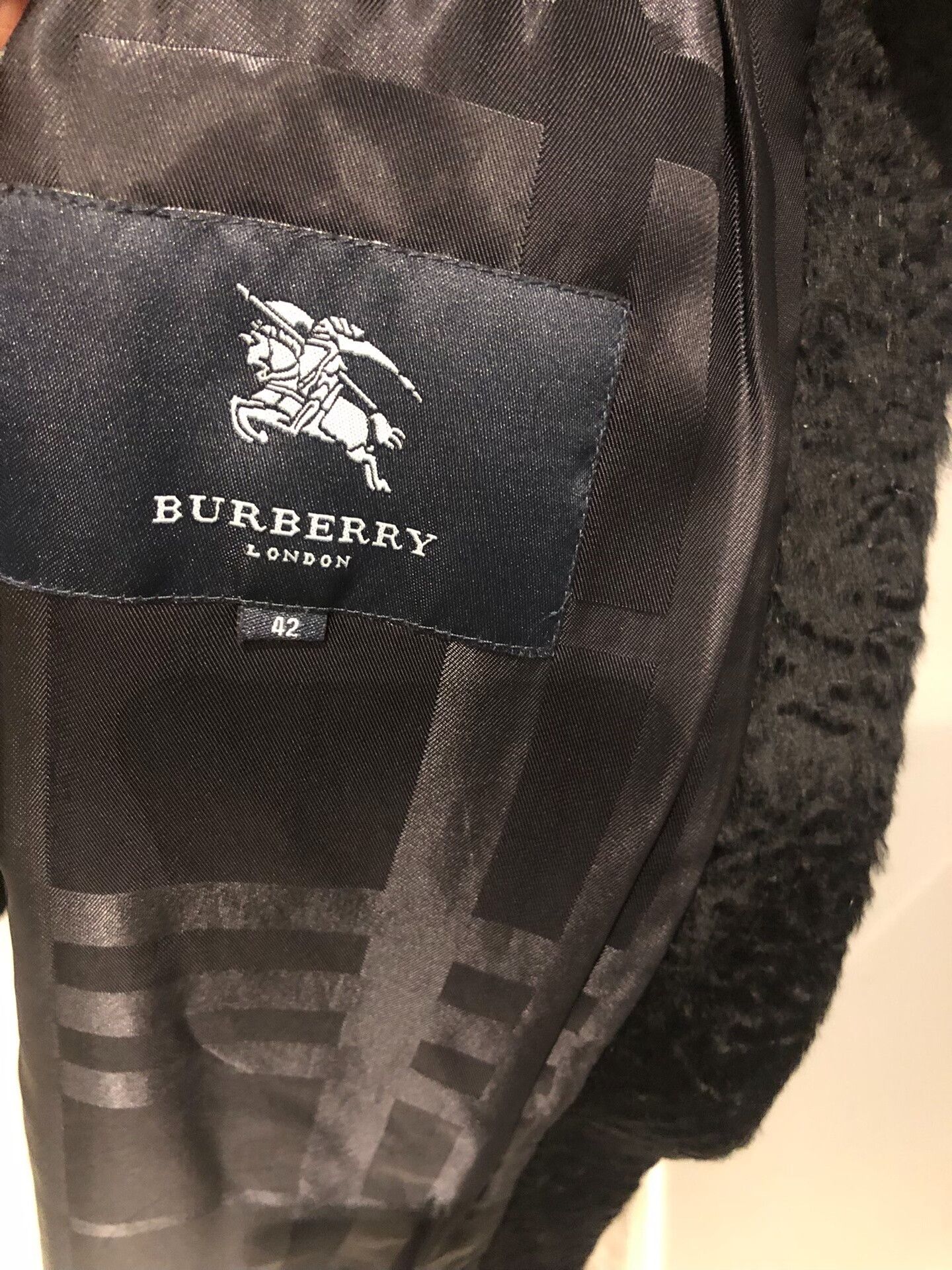 Burberry Burberry Goatskin Fur-Trimmed Coat Size US XS / EU 42 / 0 - 7 Thumbnail
