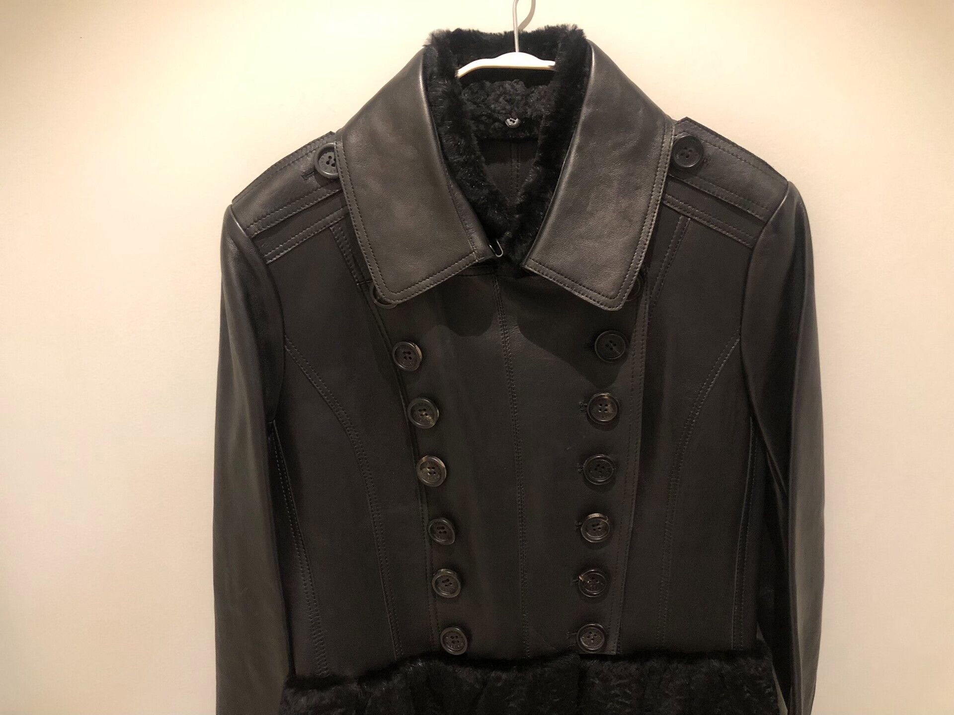 Burberry Burberry Goatskin Fur-Trimmed Coat Size US XS / EU 42 / 0 - 3 Thumbnail