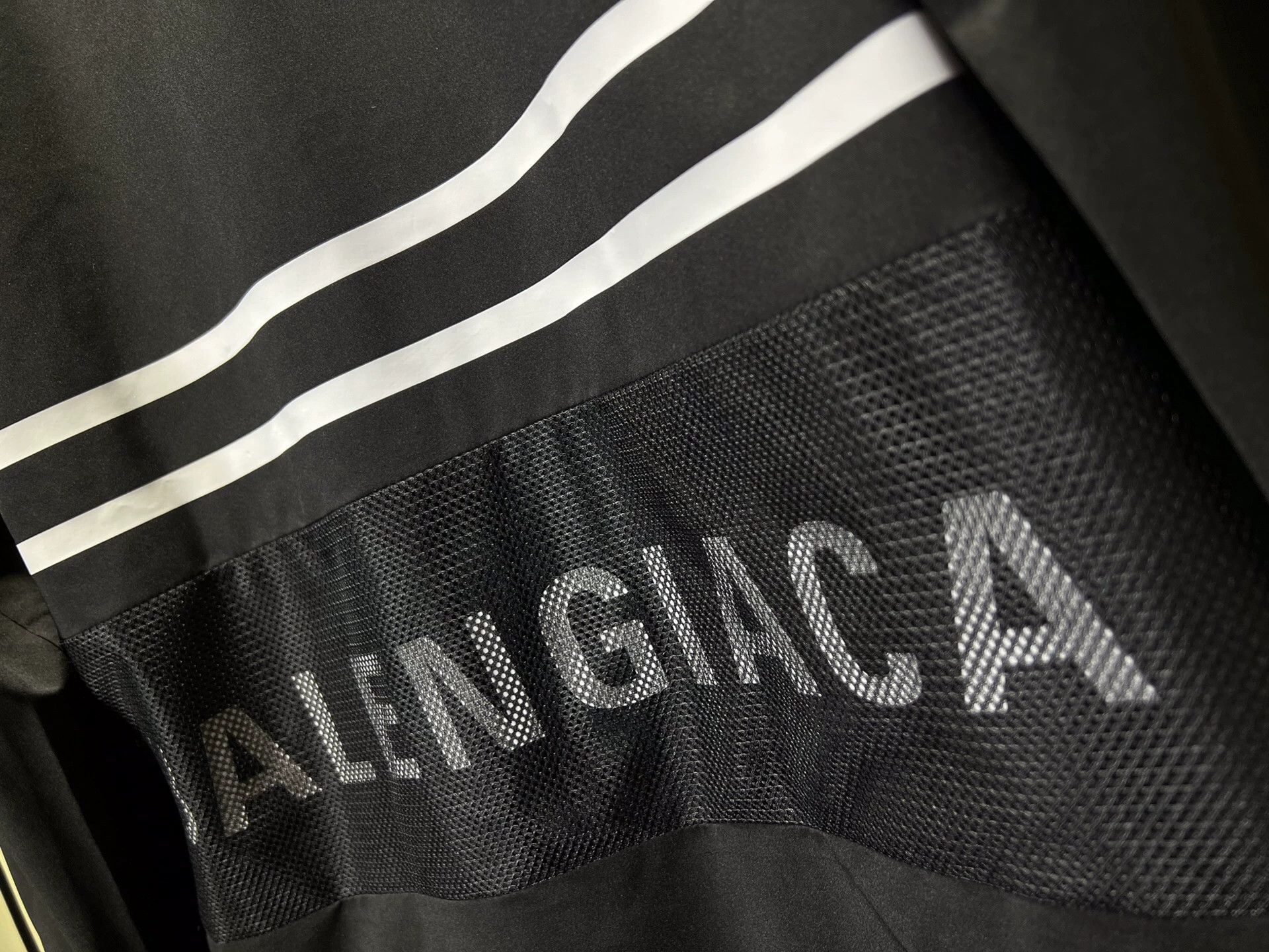 Balenciaga BALENGIACA Men's Spring Autumn Business Casual Jacket Size US L / EU 52-54 / 3 - 7 Thumbnail