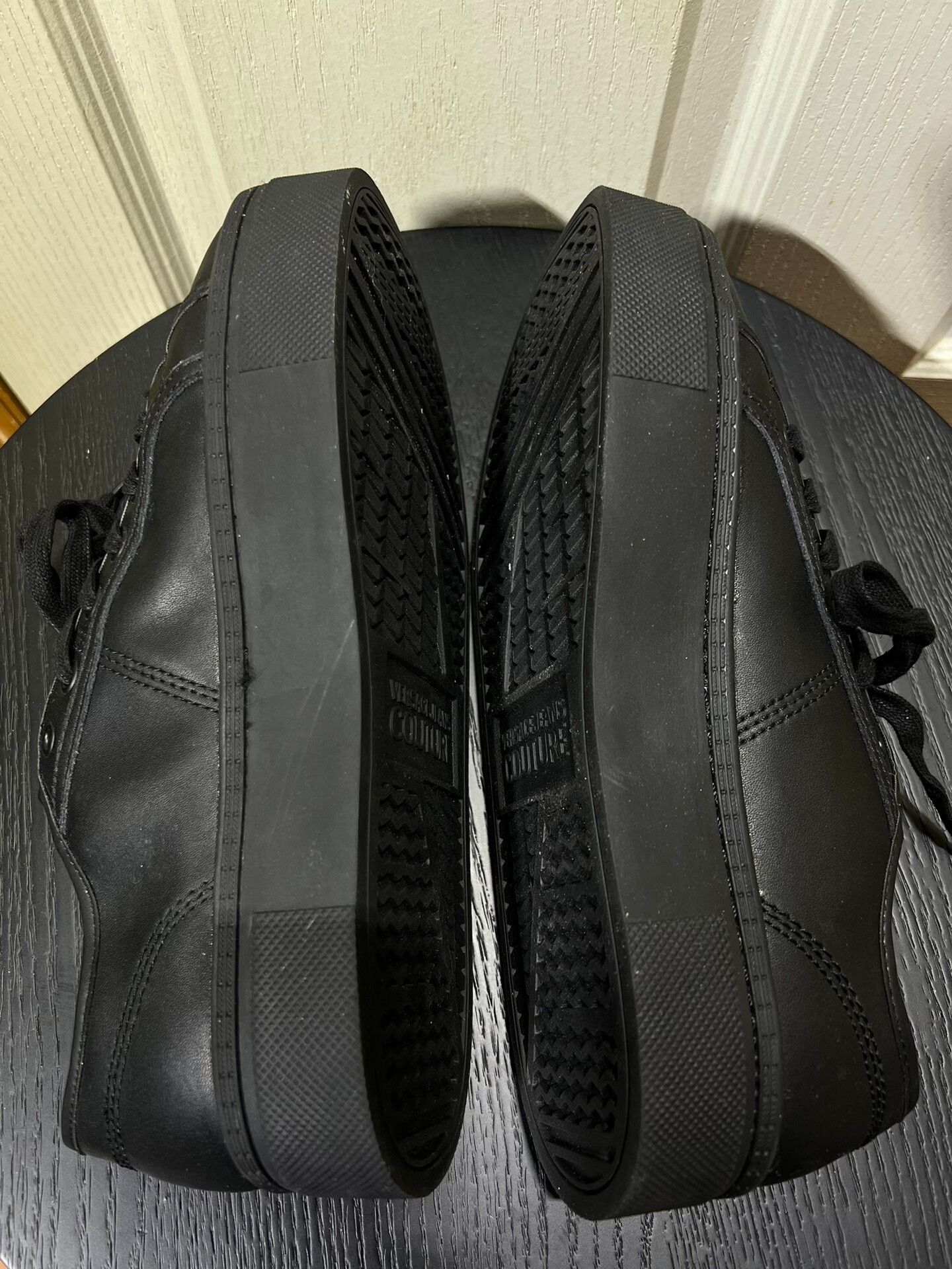 Versace VERSACE Men's Leather Casual Shoes Size US 7 / EU 40 - 7 Thumbnail