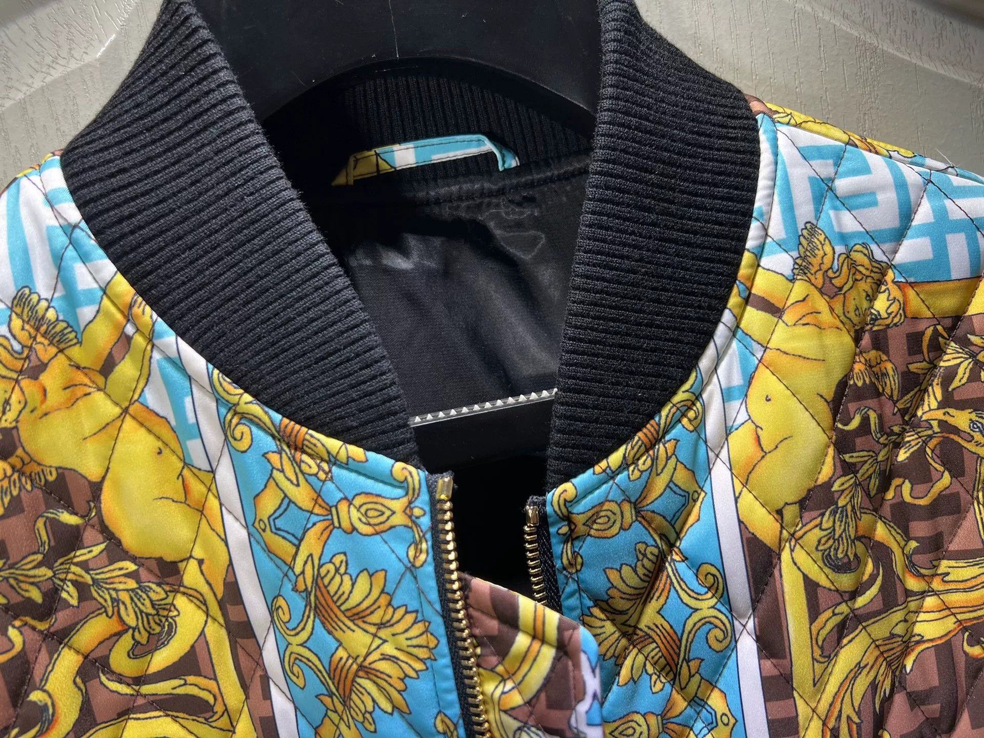 Versace Versace Men's Autumn Winter Cotton Jacket Size US L / EU 52-54 / 3 - 2 Thumbnail