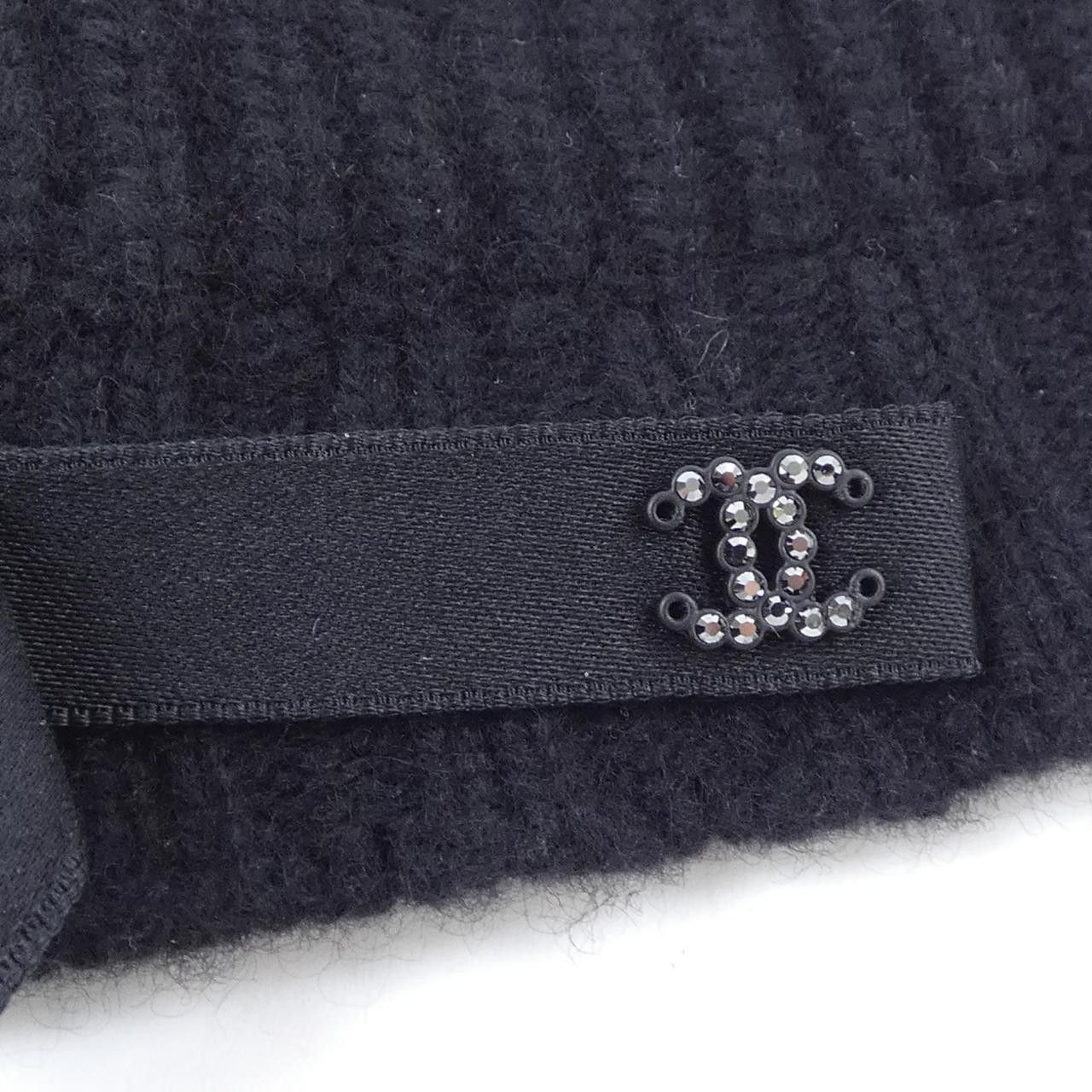 Chanel Chanel Chanel AAA421B18106 100% Cashmere Knit Cap Textile Hats AAA421B18106 DUTY FREE for USA Size ONE SIZE - 5 Thumbnail