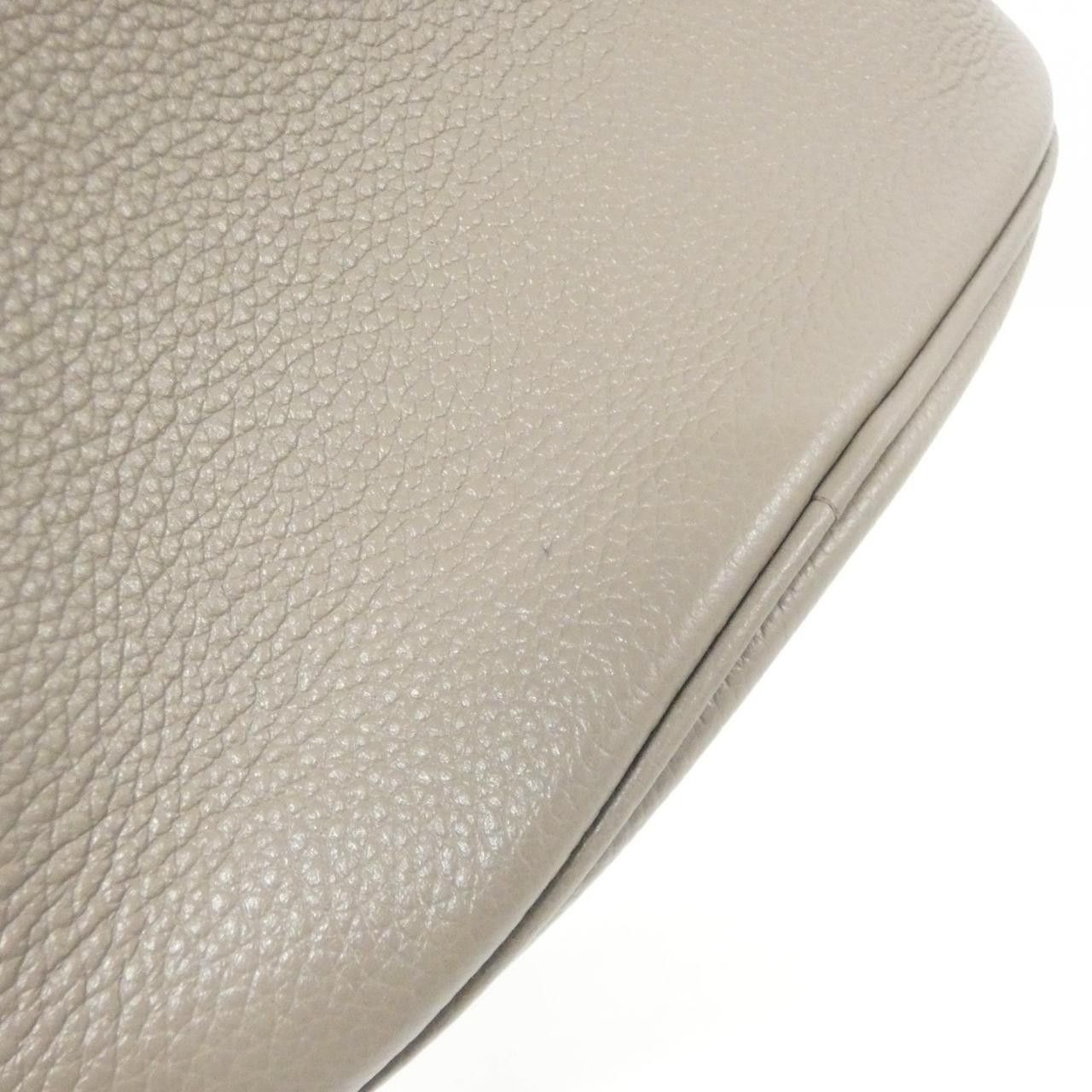 Celine Celine Celine 16 Calfskin Shoulder Bag Leather Shoulder Bag 195573CR8 DUTY FREE for USA Size ONE SIZE - 4 Thumbnail