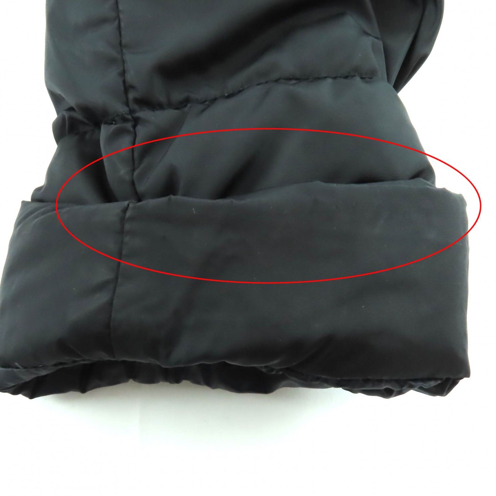 Moncler Moncler Moncler Down Nylon Coat Textile Outerwear DUTY FREE for USA Size ONE SIZE - 15 Thumbnail