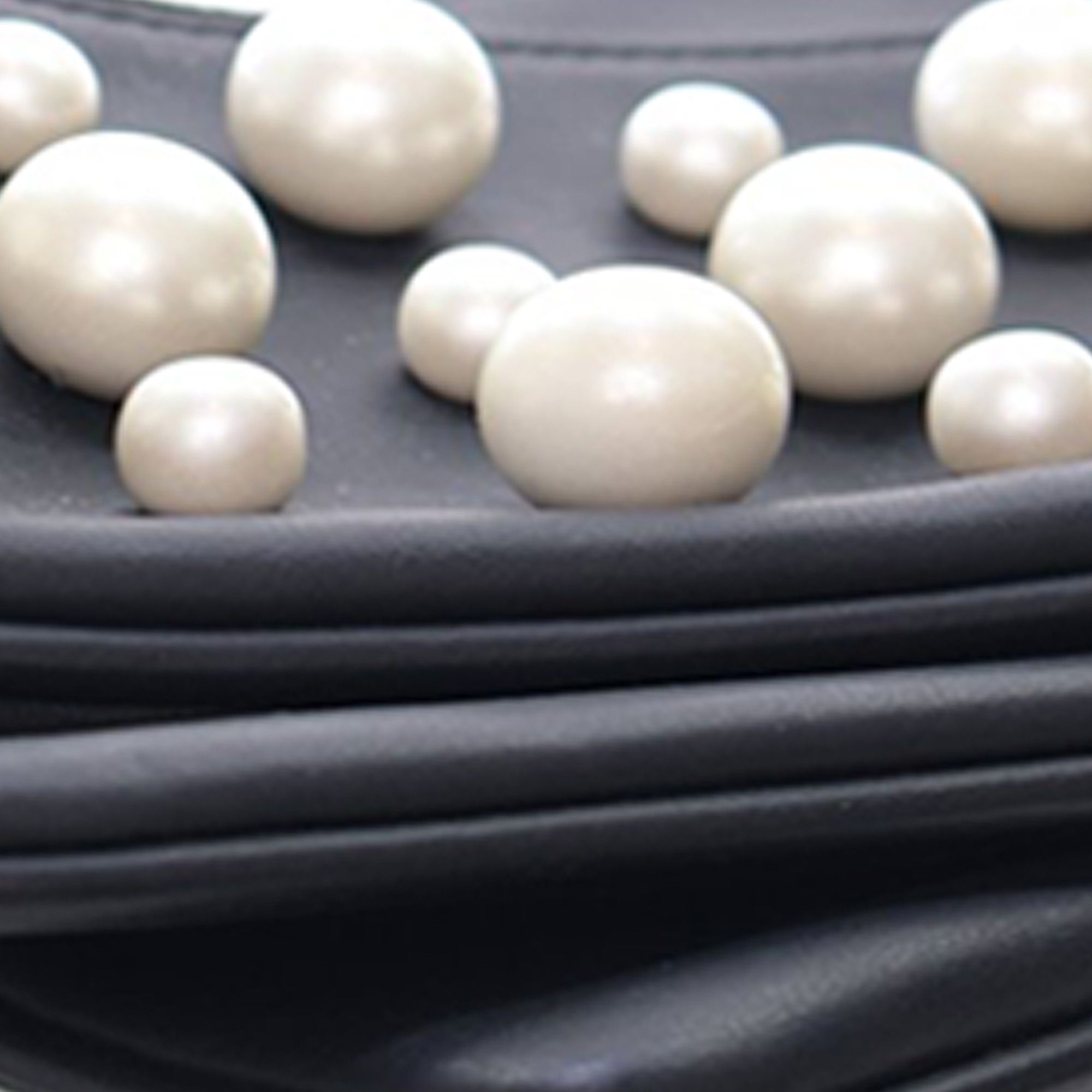 Fendi Fendi Leather Pearl Studded Triplette Clutch Size ONE SIZE - 10 Thumbnail