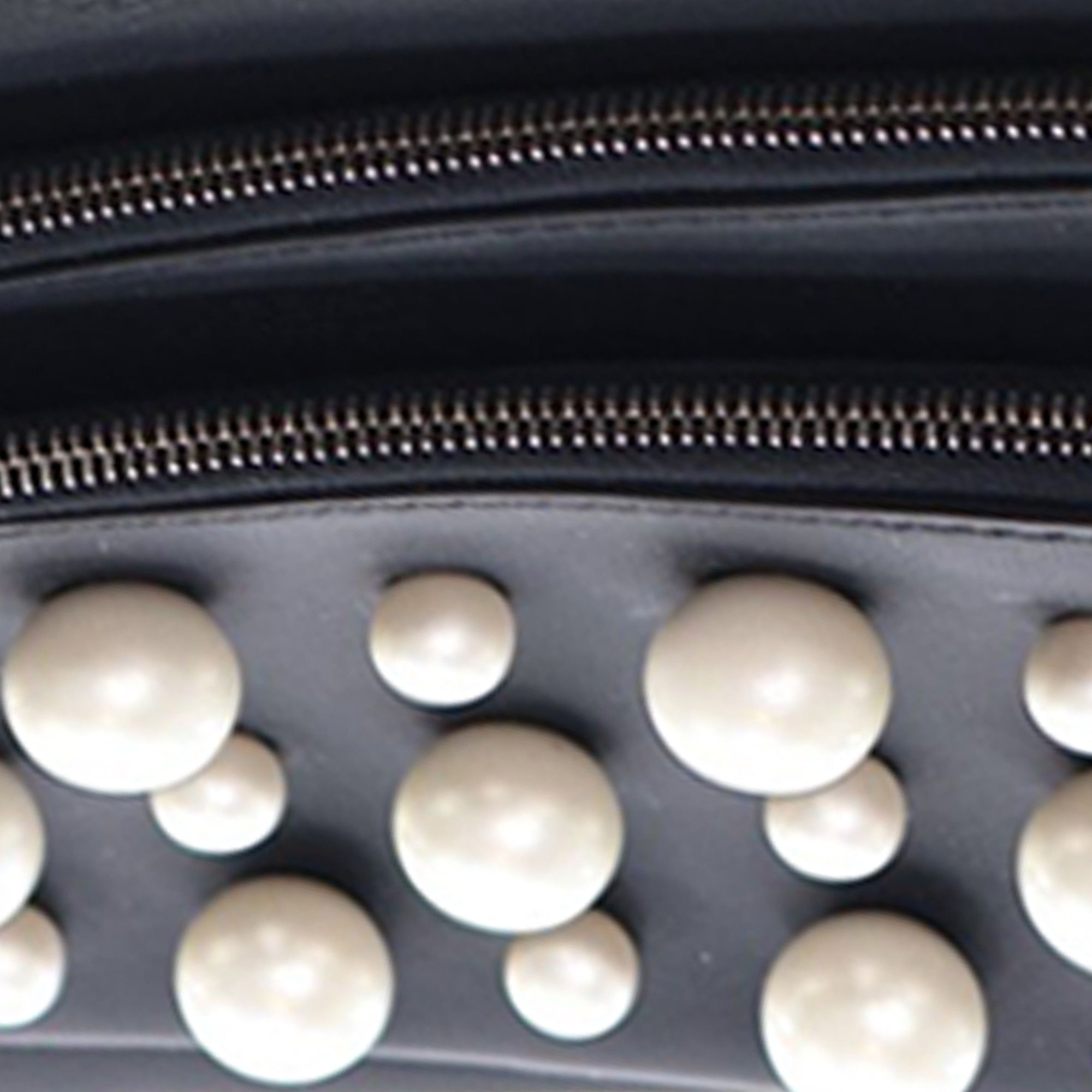 Fendi Fendi Leather Pearl Studded Triplette Clutch Size ONE SIZE - 8 Thumbnail