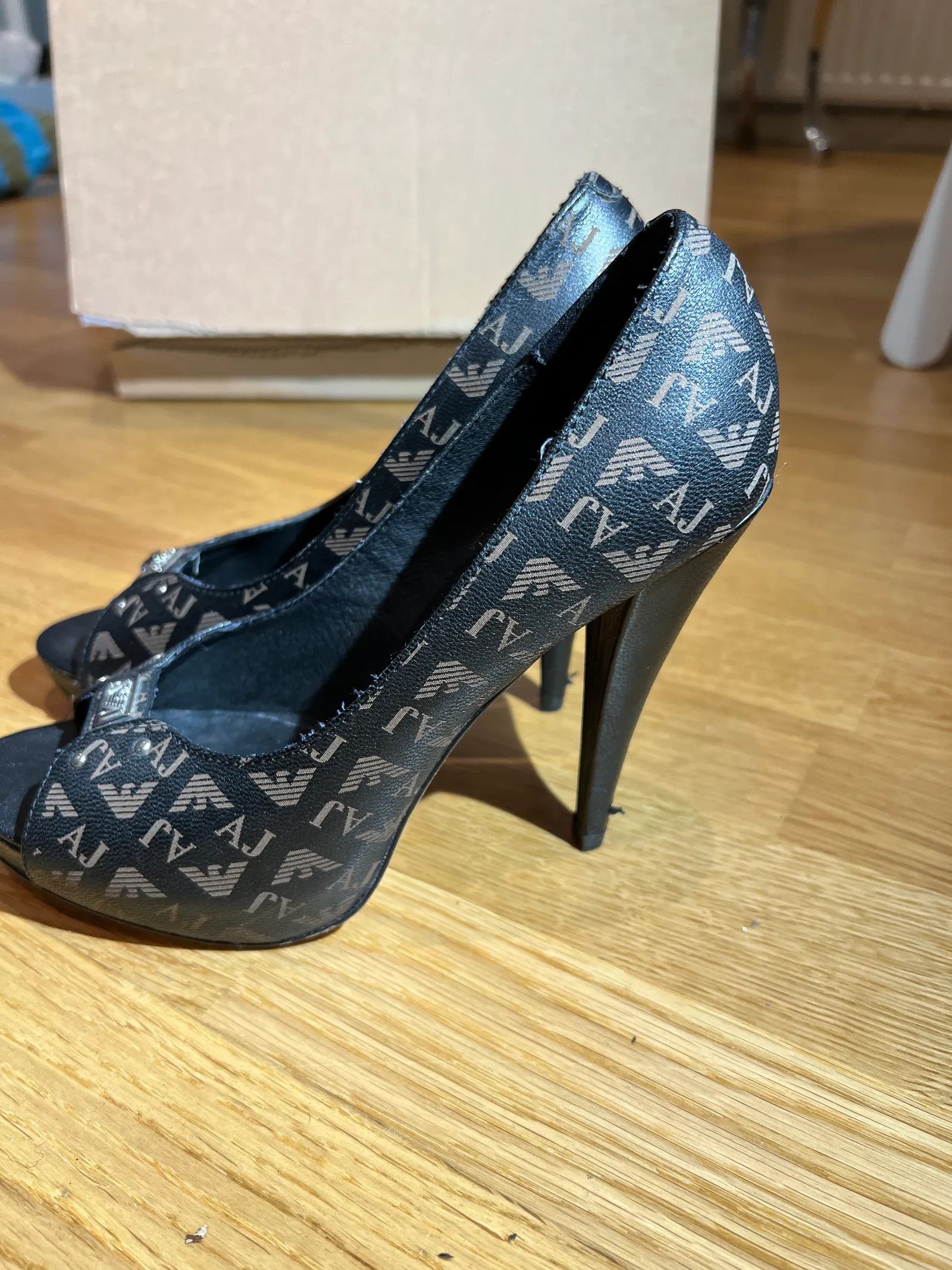Armani Emporio armani Heels Size US 8 / IT 38 - 3 Thumbnail