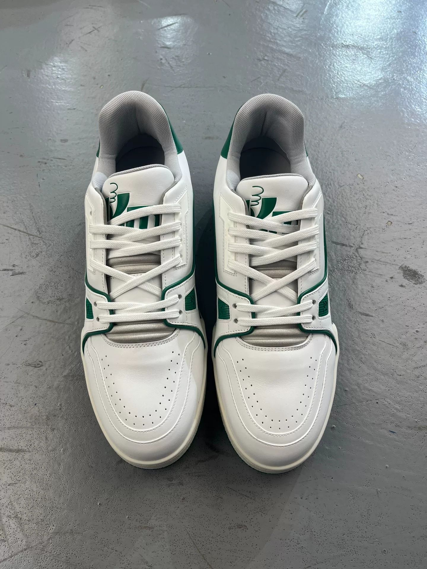 Louis Vuitton LV Trainer Classic White Green Size US 10 / EU 43 - 2 Thumbnail