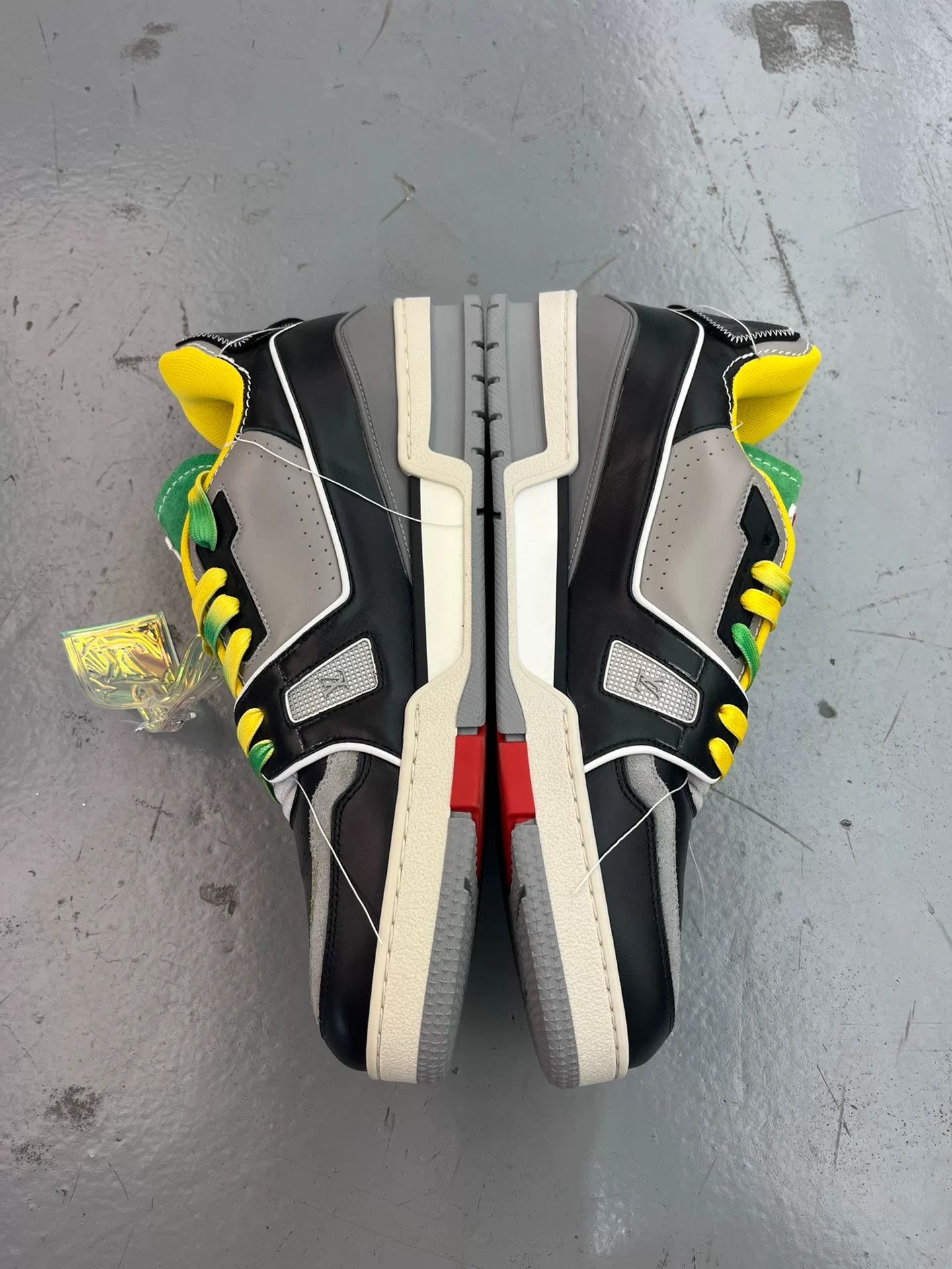 Louis Vuitton LV Trainer Jamaica Colorway Size US 10 / EU 43 - 3 Thumbnail