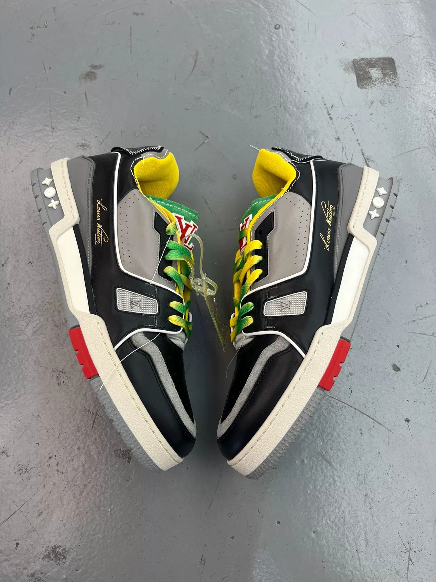 Louis Vuitton LV Trainer Jamaica Colorway Size US 10 / EU 43 - 2 Thumbnail