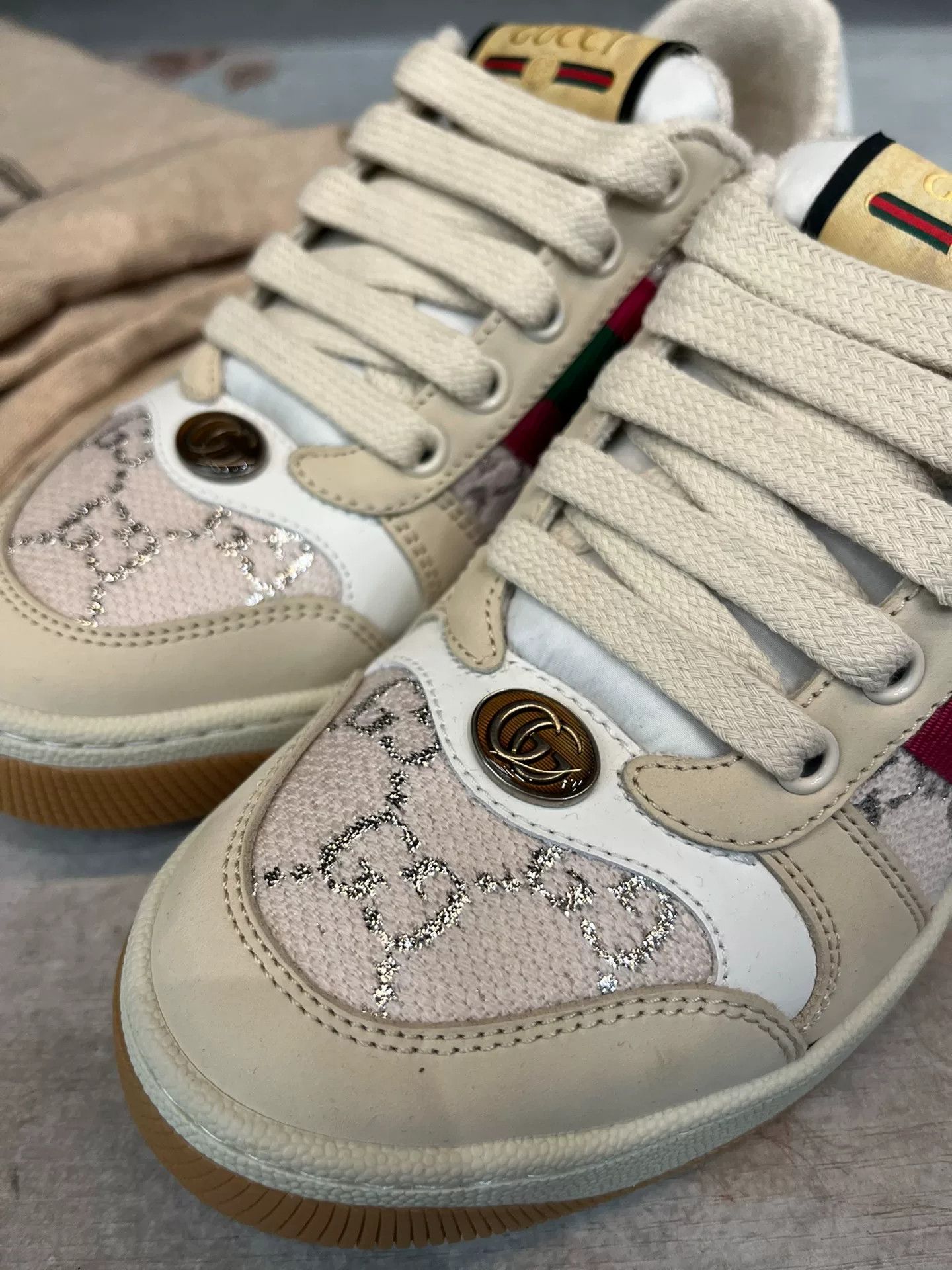Gucci Gucci GG Enamel Pink Silver Sneakers Size US 4 / IT 34 - 4 Thumbnail
