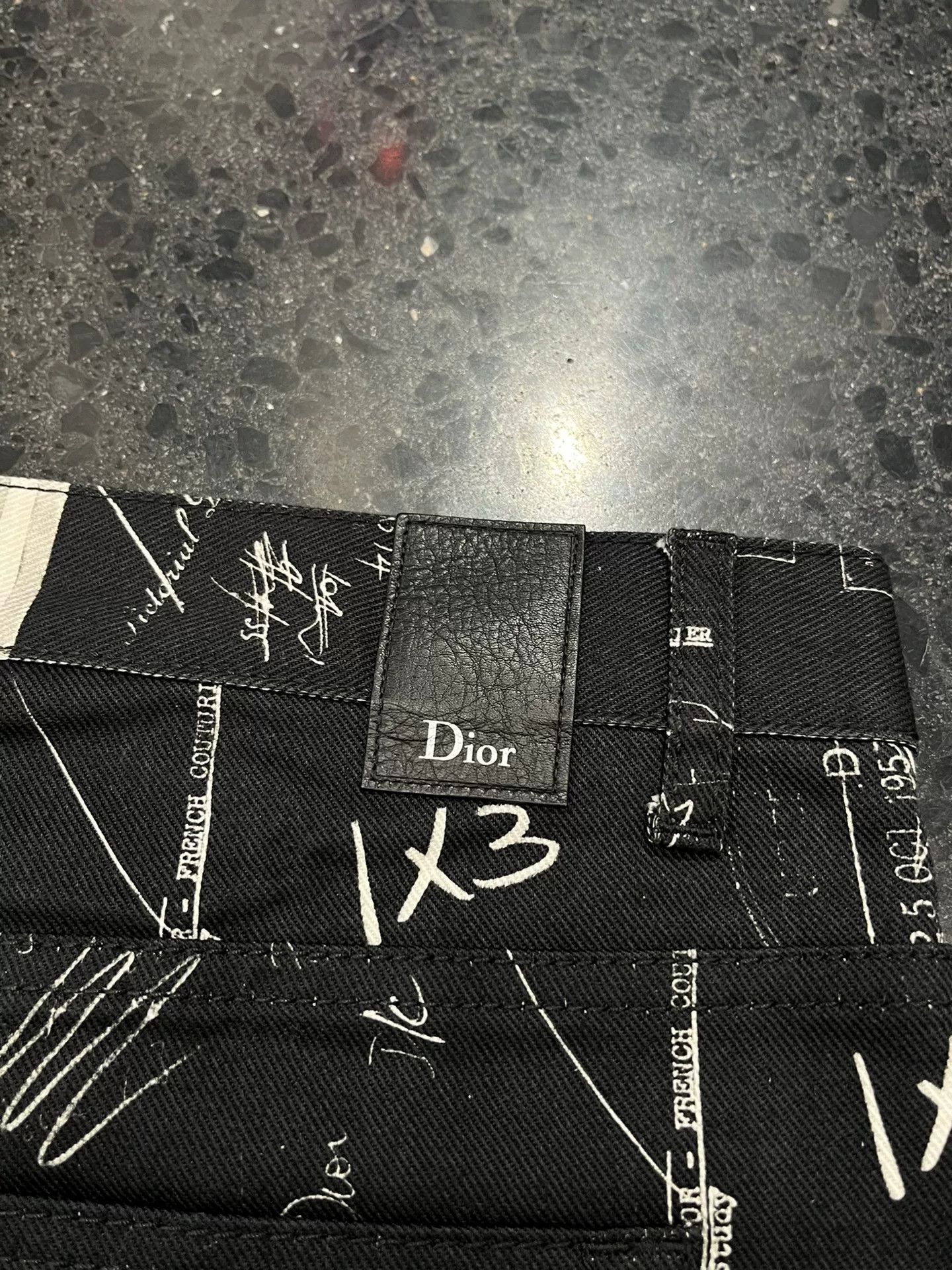Dior Dior Men's Runway Newspaper Jeans Size US 31 - 5 Thumbnail