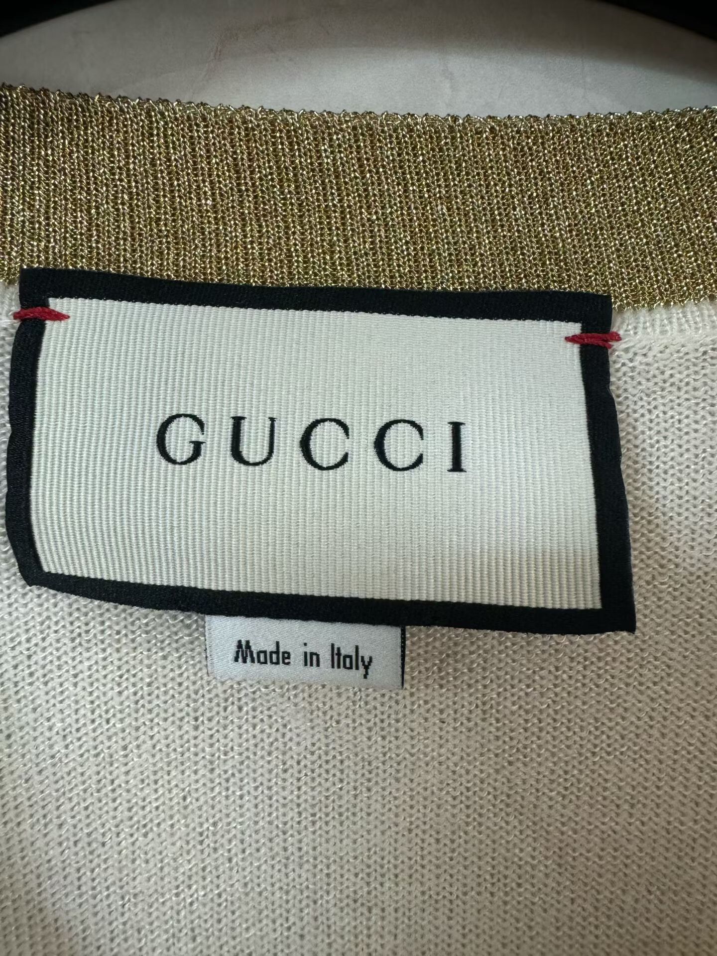 Gucci Gucci Cashmere White Gold Pearl Button Cardigan Size S / US 4 / IT 40 - 3 Thumbnail