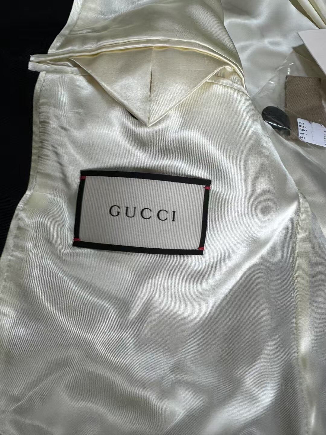 Gucci Gucci Runway Khaki Bee Shawl Wool Coat Size US S / EU 44-46 / 1 - 4 Thumbnail