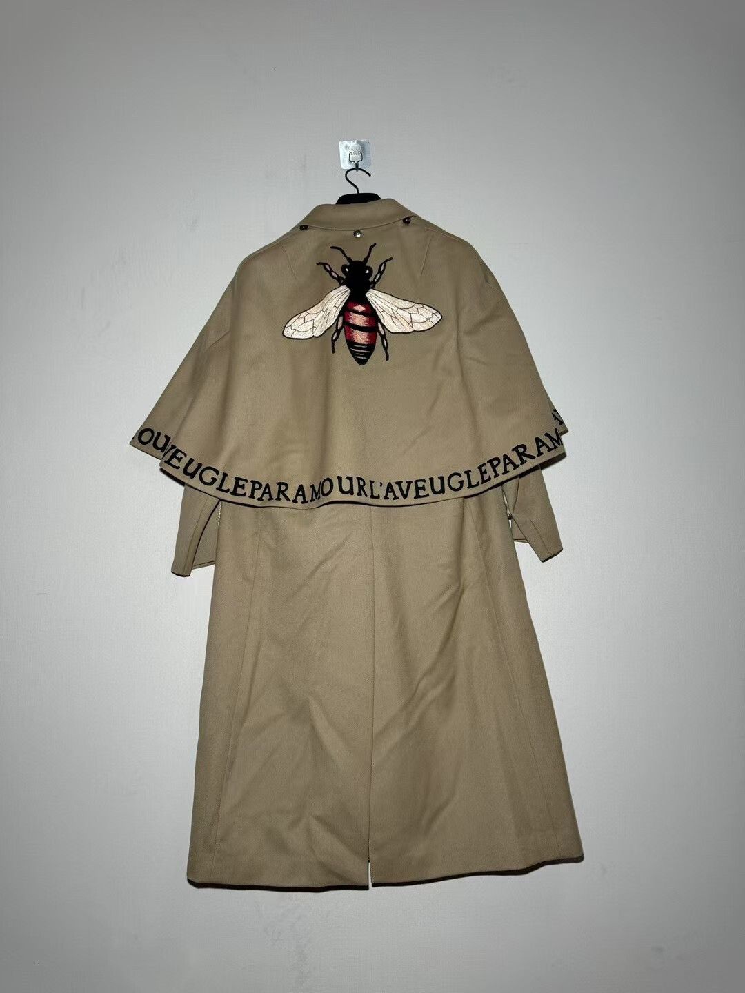 Gucci Gucci Runway Khaki Bee Shawl Wool Coat Size US S / EU 44-46 / 1 - 2 Thumbnail