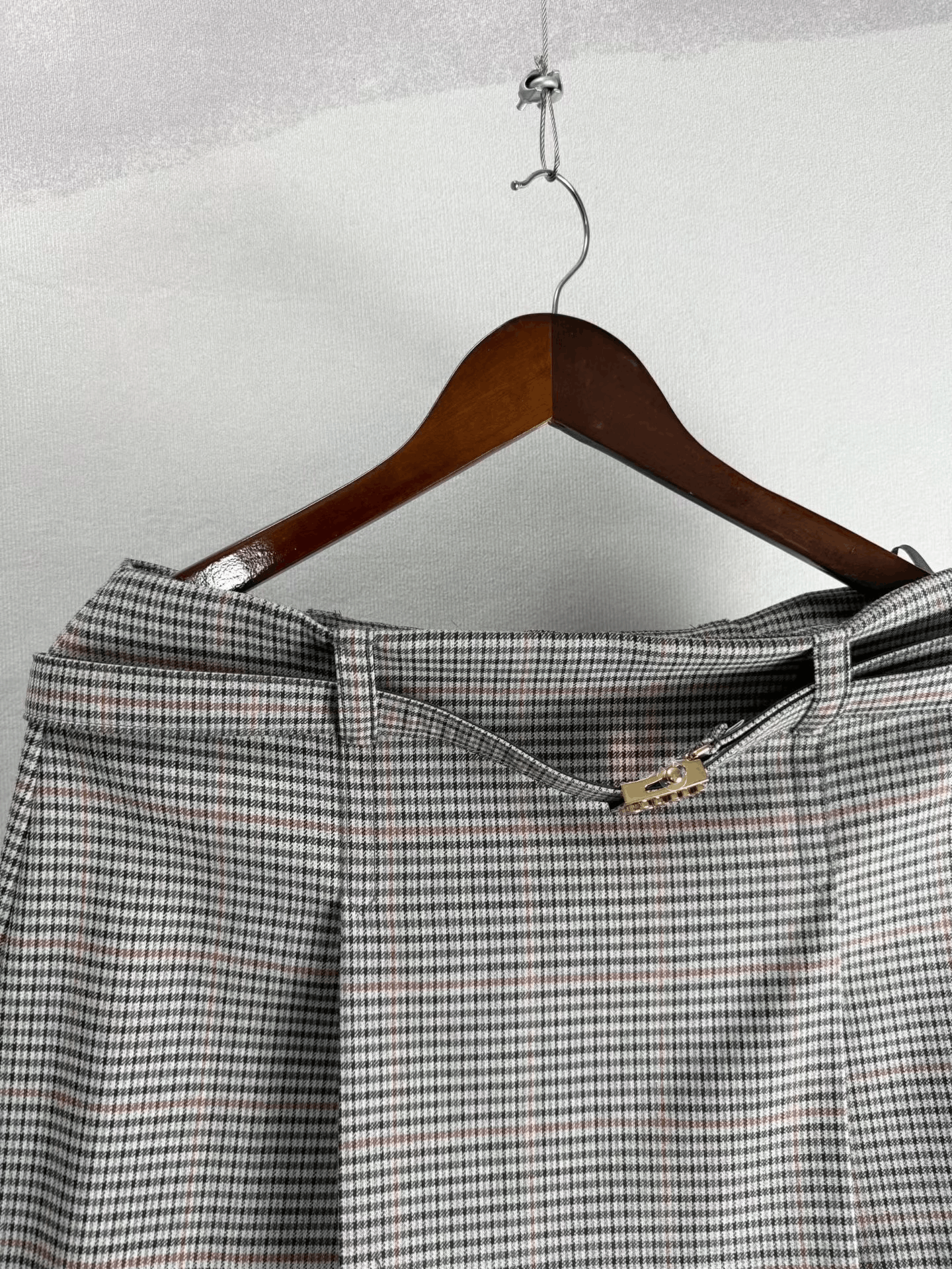Miu Miu Miu Miu Plaid Letter Gold Buckle Skirt Size 38" / US 16 / IT 52 - 2 Thumbnail