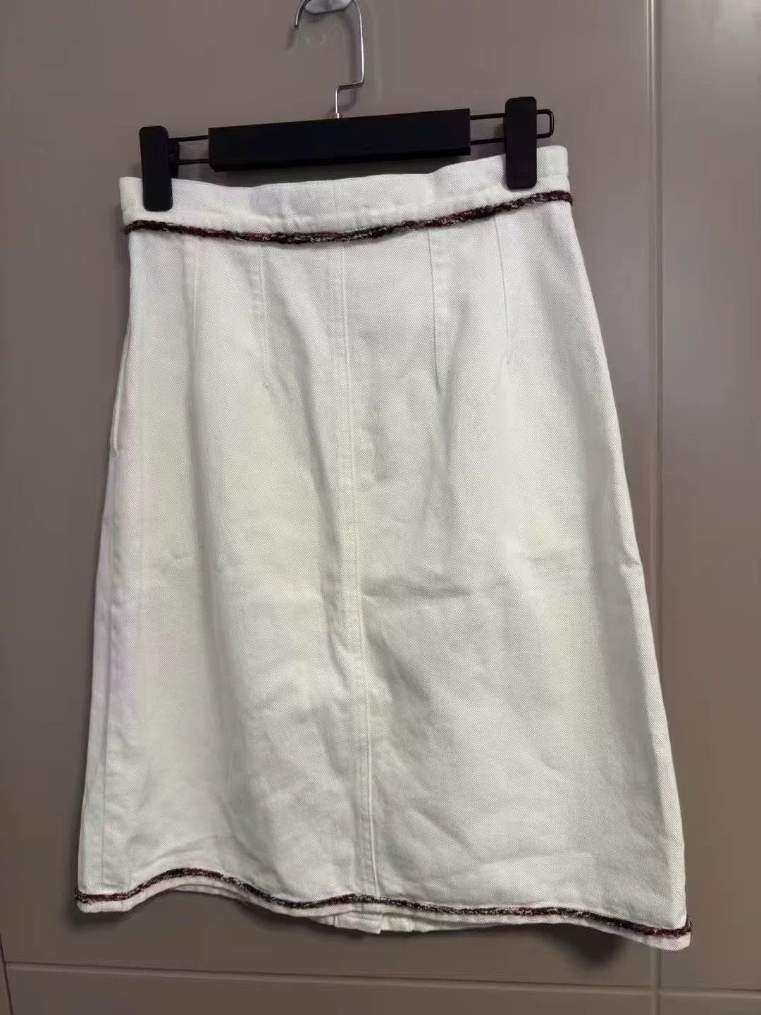 Chanel Chanel White Denim Skirt Size 38" / US 16 / IT 52 - 2 Thumbnail
