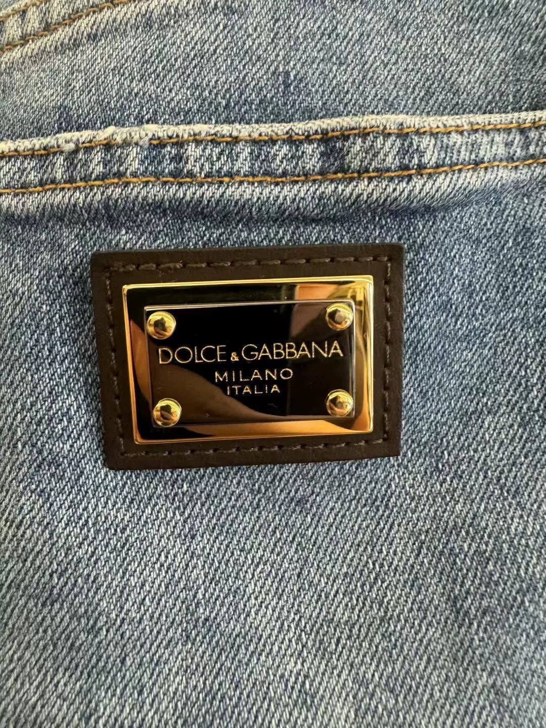Dolce & Gabbana Dolce & Gabbana DG Distressed Denim Shorts Size US 26 / EU 42 - 5 Thumbnail