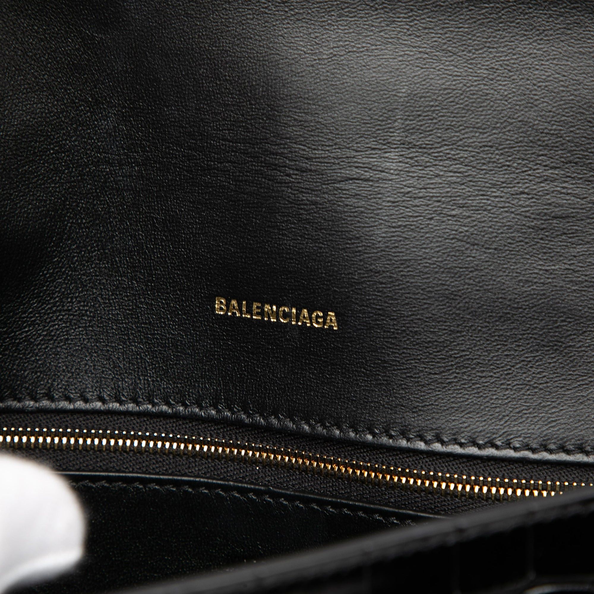 Balenciaga Croc Embossed Leather Downtown Crossbody XS Size ONE SIZE - 5 Thumbnail