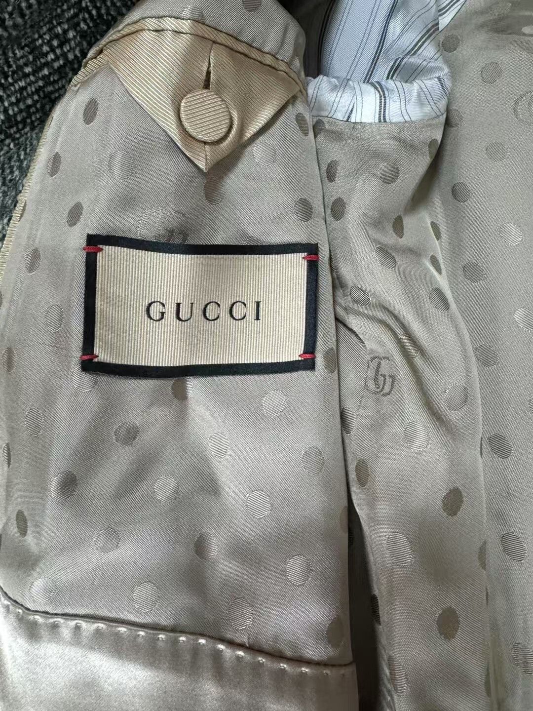Gucci Gucci Runway Gray Tiger Embroidery Wool Coat Size US S / EU 44-46 / 1 - 5 Thumbnail