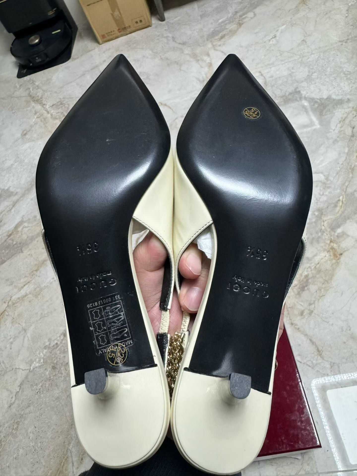 Gucci Gucci White Patent Leather High-Heel Chain Shoes Size US 4.5 / IT 34.5 - 4 Thumbnail