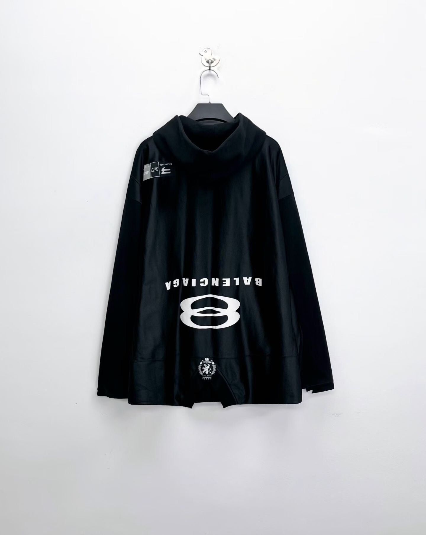 Balenciaga Balenciaga FW23 Black Embroidered Logo Hoodie Size US M / EU 48-50 / 2 - 2 Thumbnail