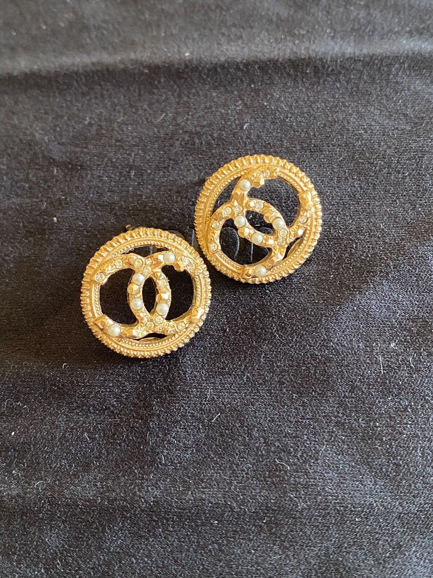 Chanel Chanel Double C Pearl Crystal Button Earrings Size ONE SIZE - 6 Thumbnail