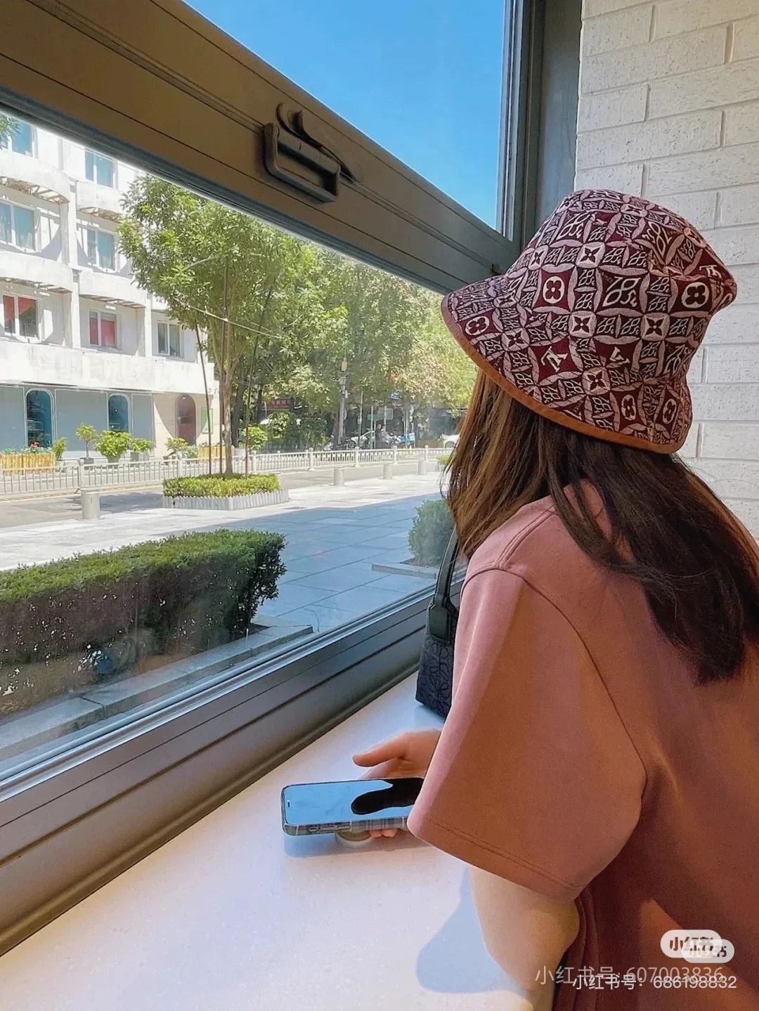 Louis Vuitton LV Classic Monogram Bucket Hat Size ONE SIZE - 2 Thumbnail