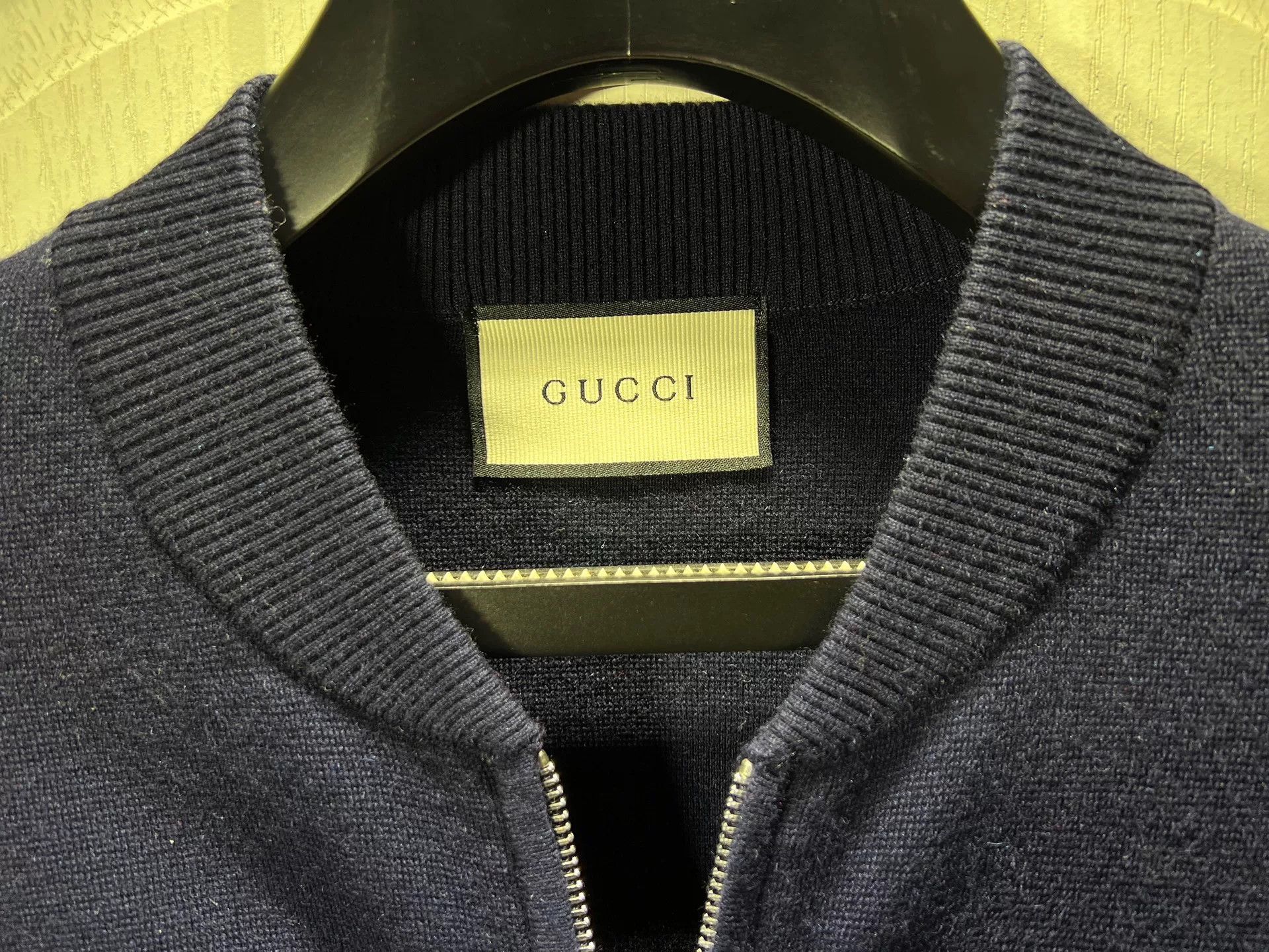 Gucci Gucci Men's Wool Business Casual Cardigan Size US S / EU 44-46 / 1 - 2 Thumbnail