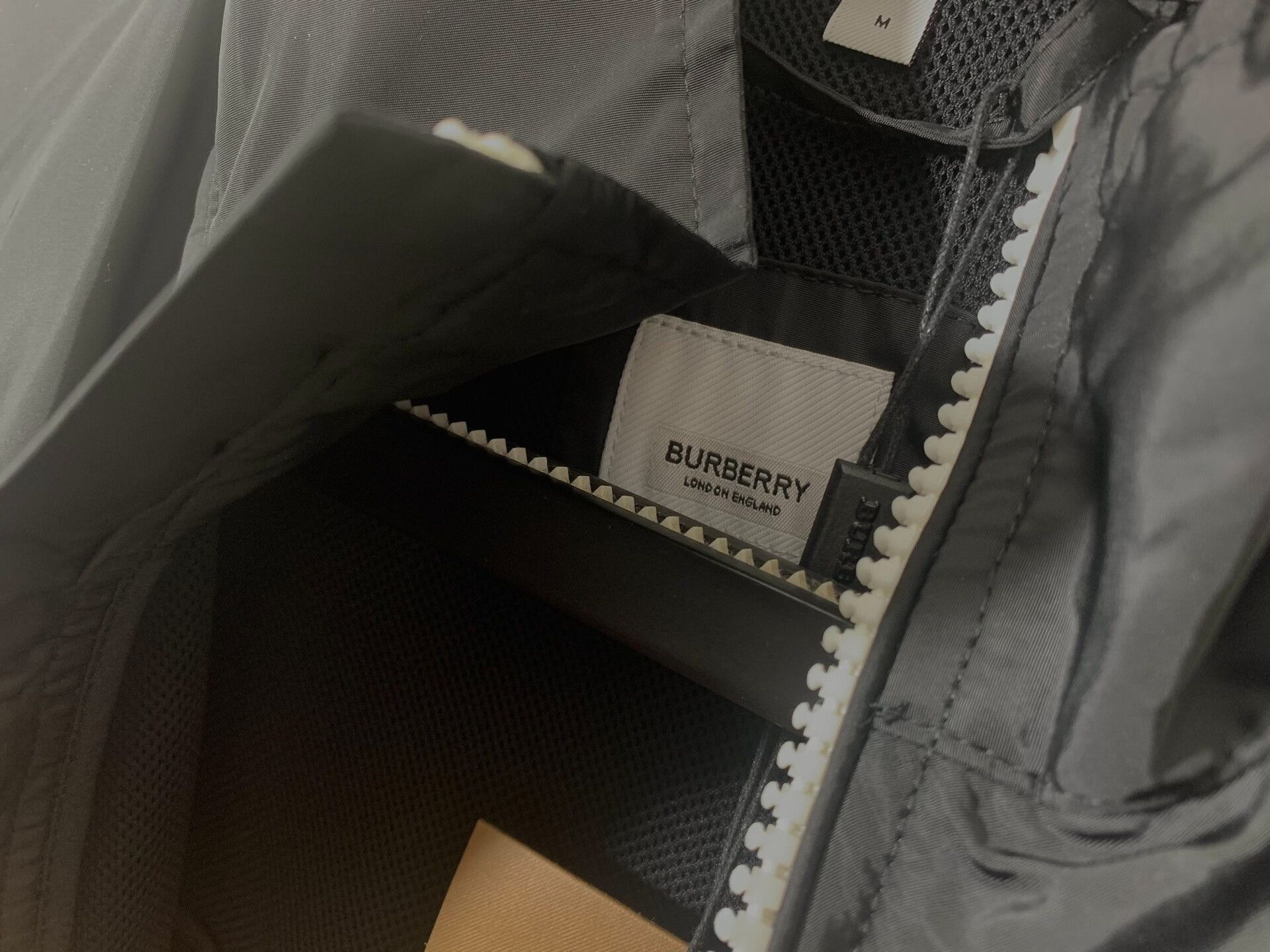 Burberry Burberry Men's Spring Autumn Windbreaker Jacket Size US M / EU 48-50 / 2 - 2 Thumbnail